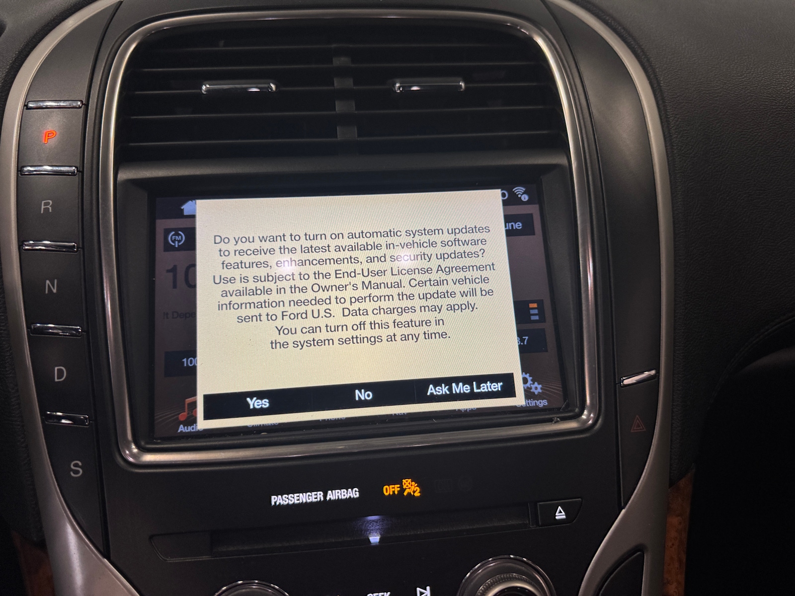 Thumbnail: 2017 Lincoln MKX - 3