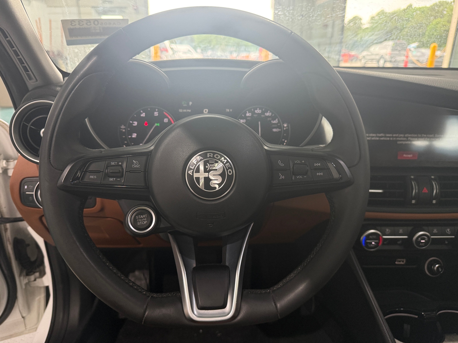 Thumbnail: 2021 Alfa Romeo Giulia - 4