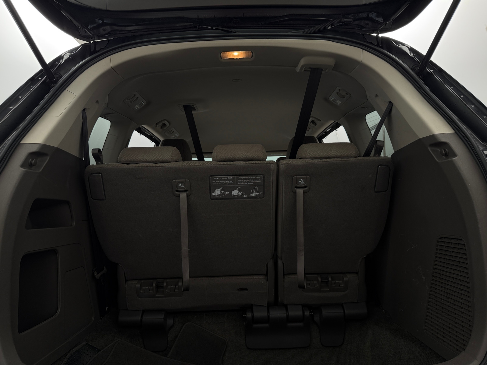 Thumbnail: 2014 Honda Odyssey - 7