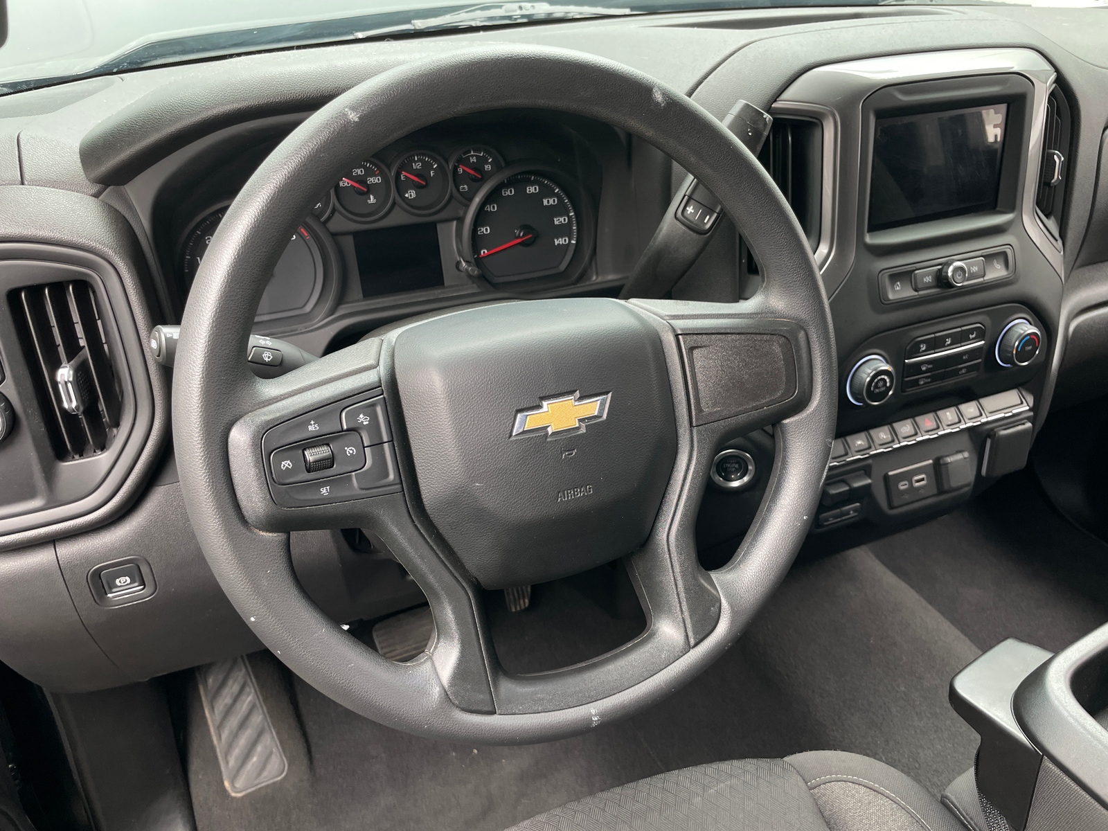 Thumbnail: 2024 Chevrolet Silverado 1500 - 5