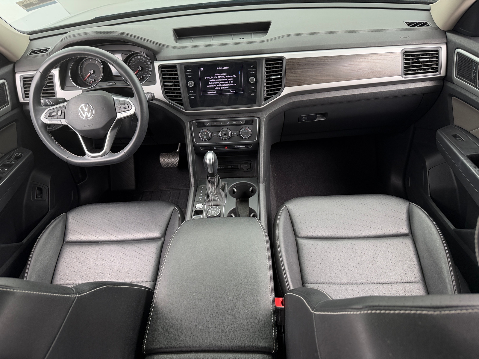 Thumbnail: 2021 Volkswagen Atlas - 2