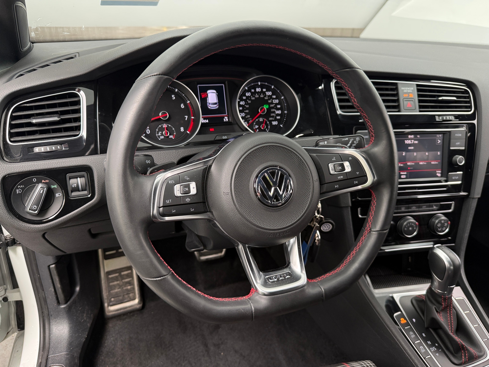 Thumbnail: 2019 Volkswagen Golf - 5