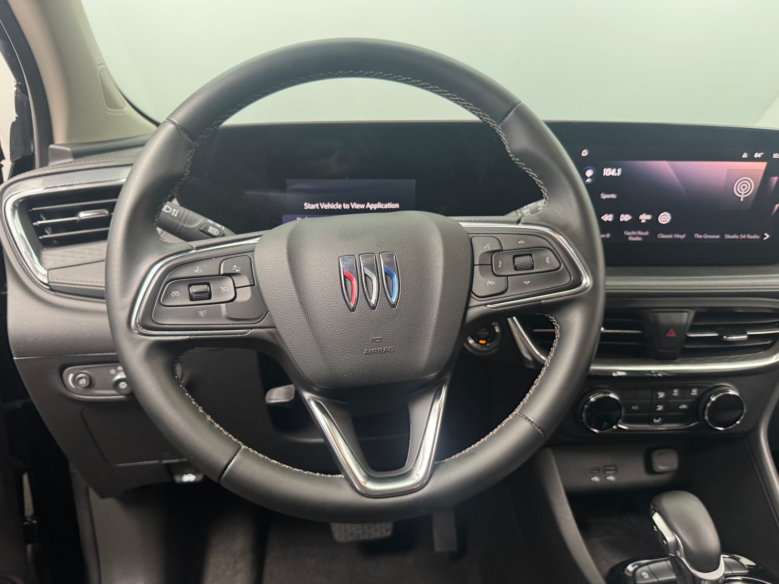 Thumbnail: 2025 Buick Encore GX - 4