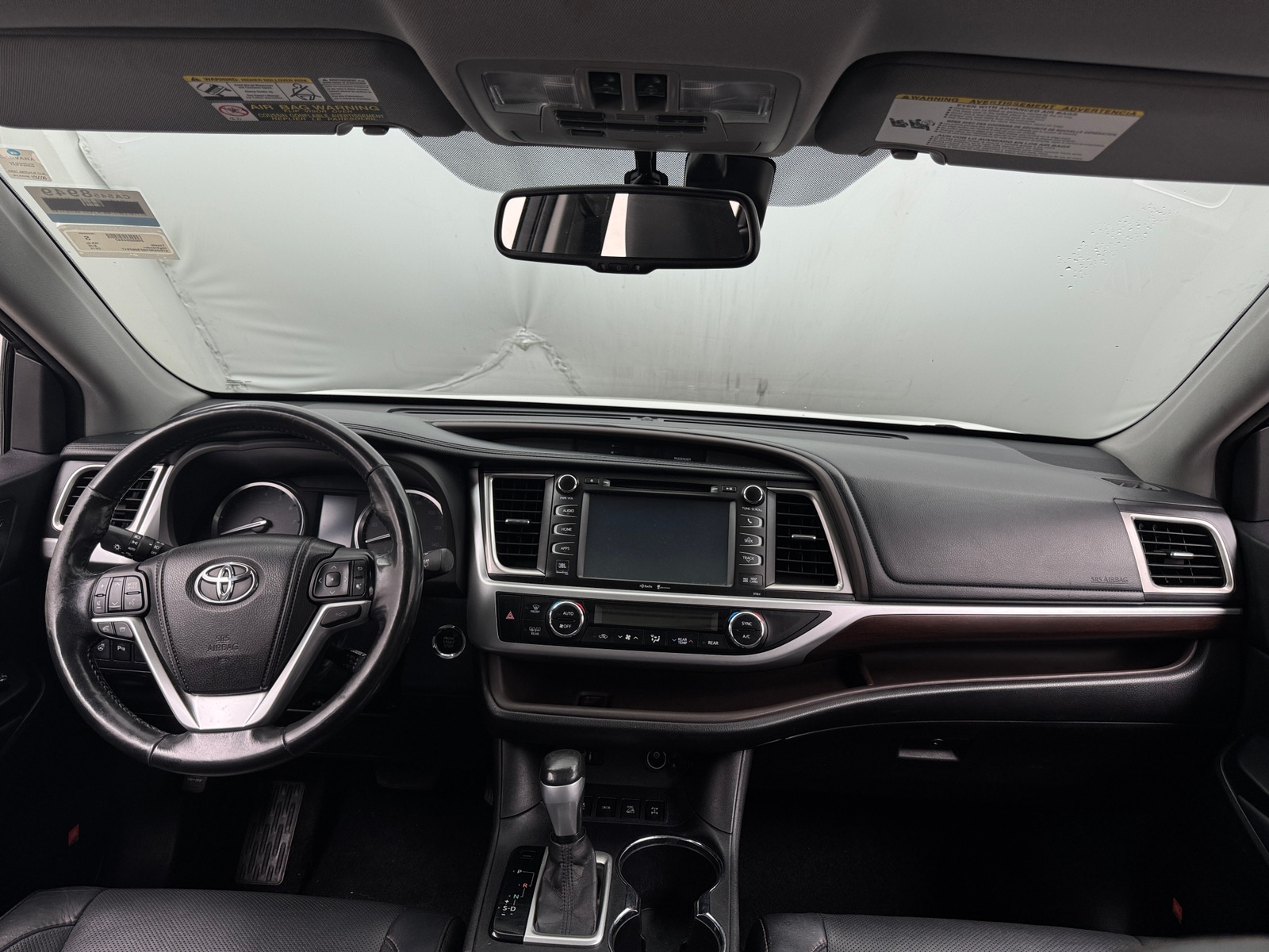 Thumbnail: 2015 Toyota Highlander - 2