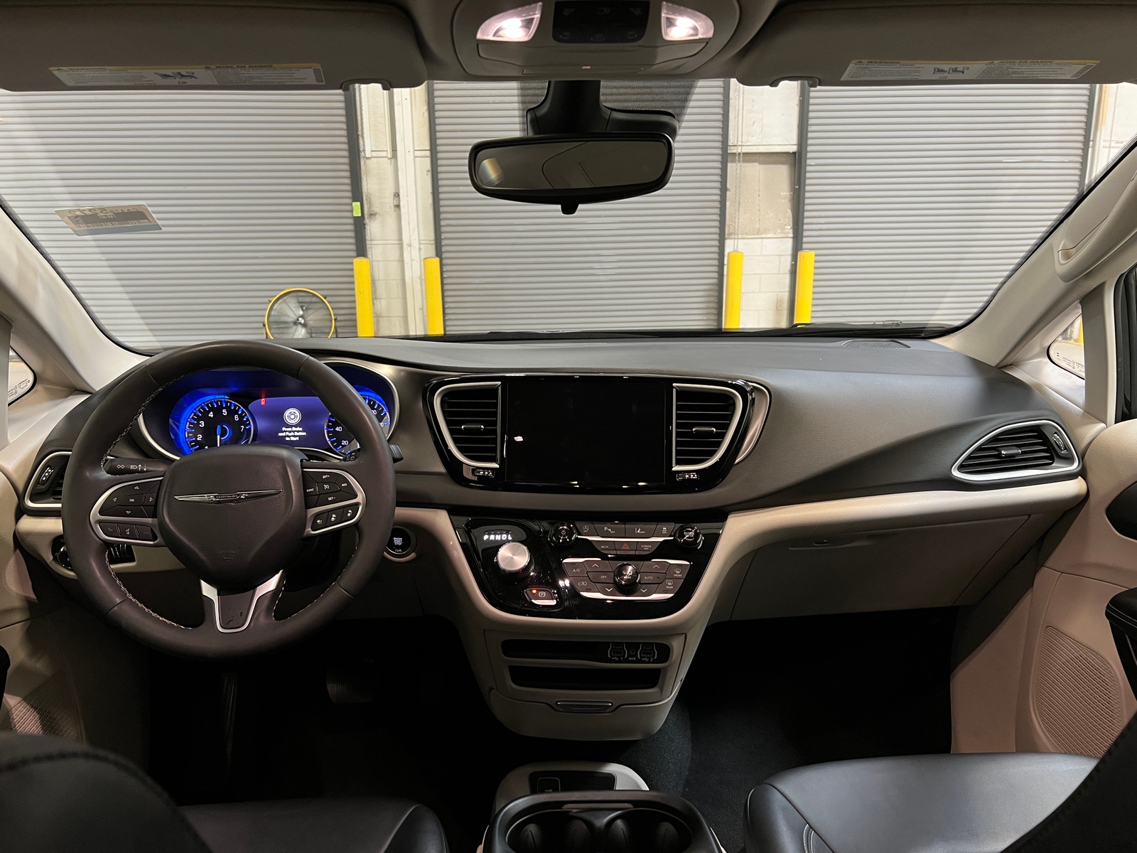 Thumbnail: 2024 Chrysler Pacifica - 2