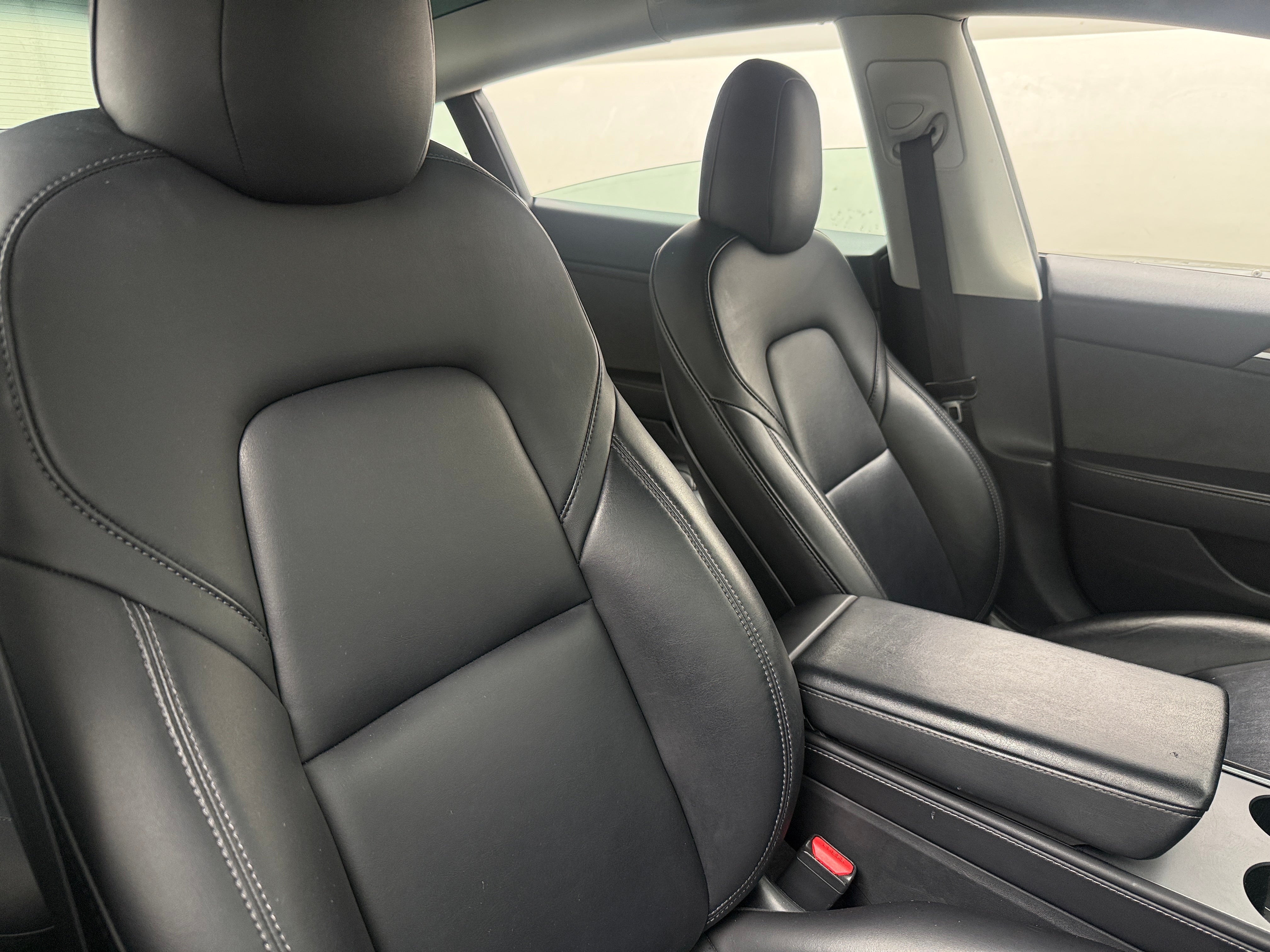 Used 2022 Tesla Model 3 Long Range with VIN 5YJ3E1EBXNF290075 for sale in Auburn, WA