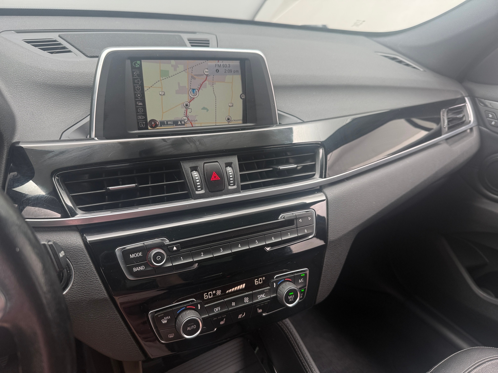 Thumbnail: 2016 BMW X1 - 3