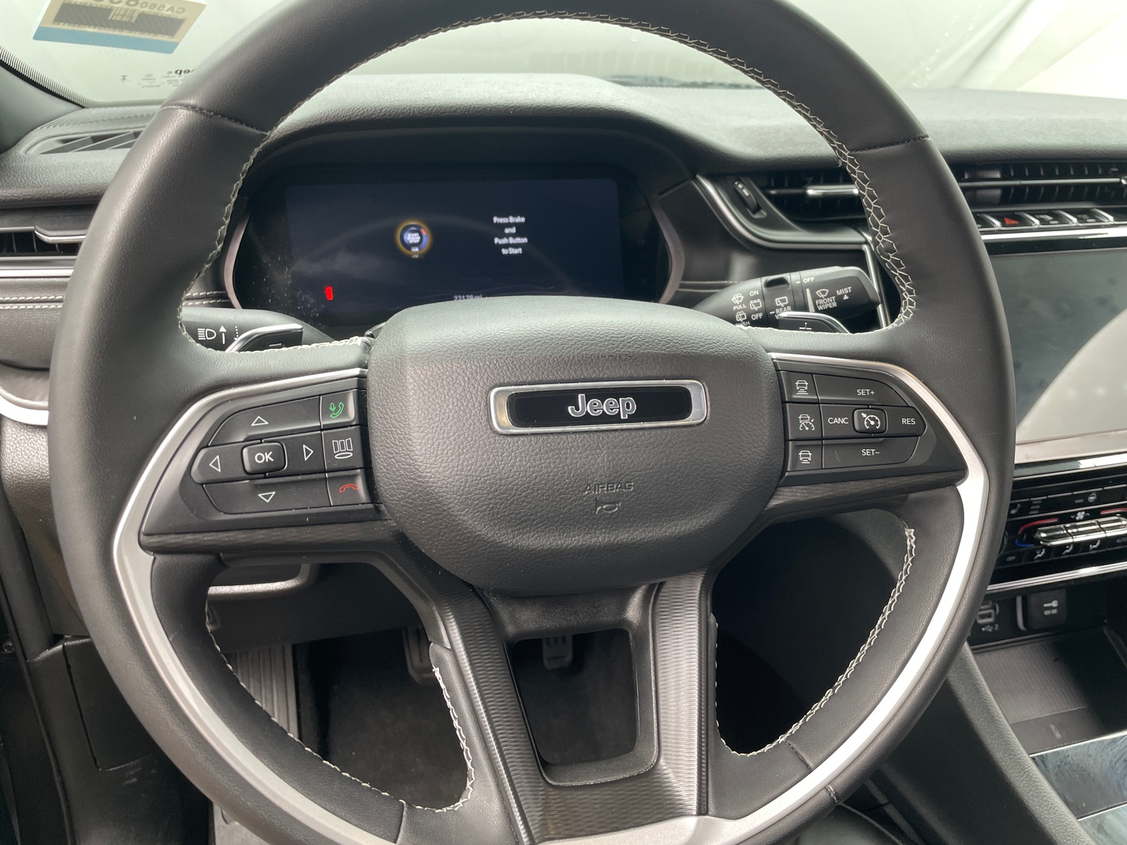 Thumbnail: 2023 Jeep Grand Cherokee - 4