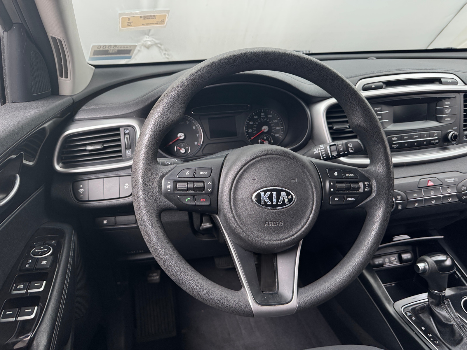 Thumbnail: 2017 Kia Sorento - 5