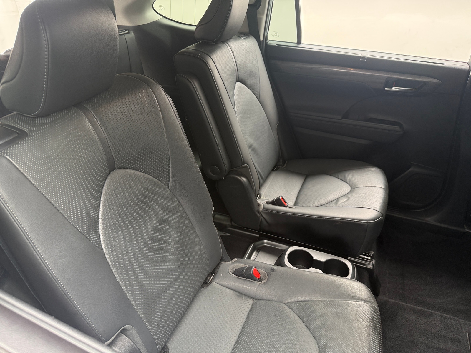 Thumbnail: 2020 Toyota Highlander - 5