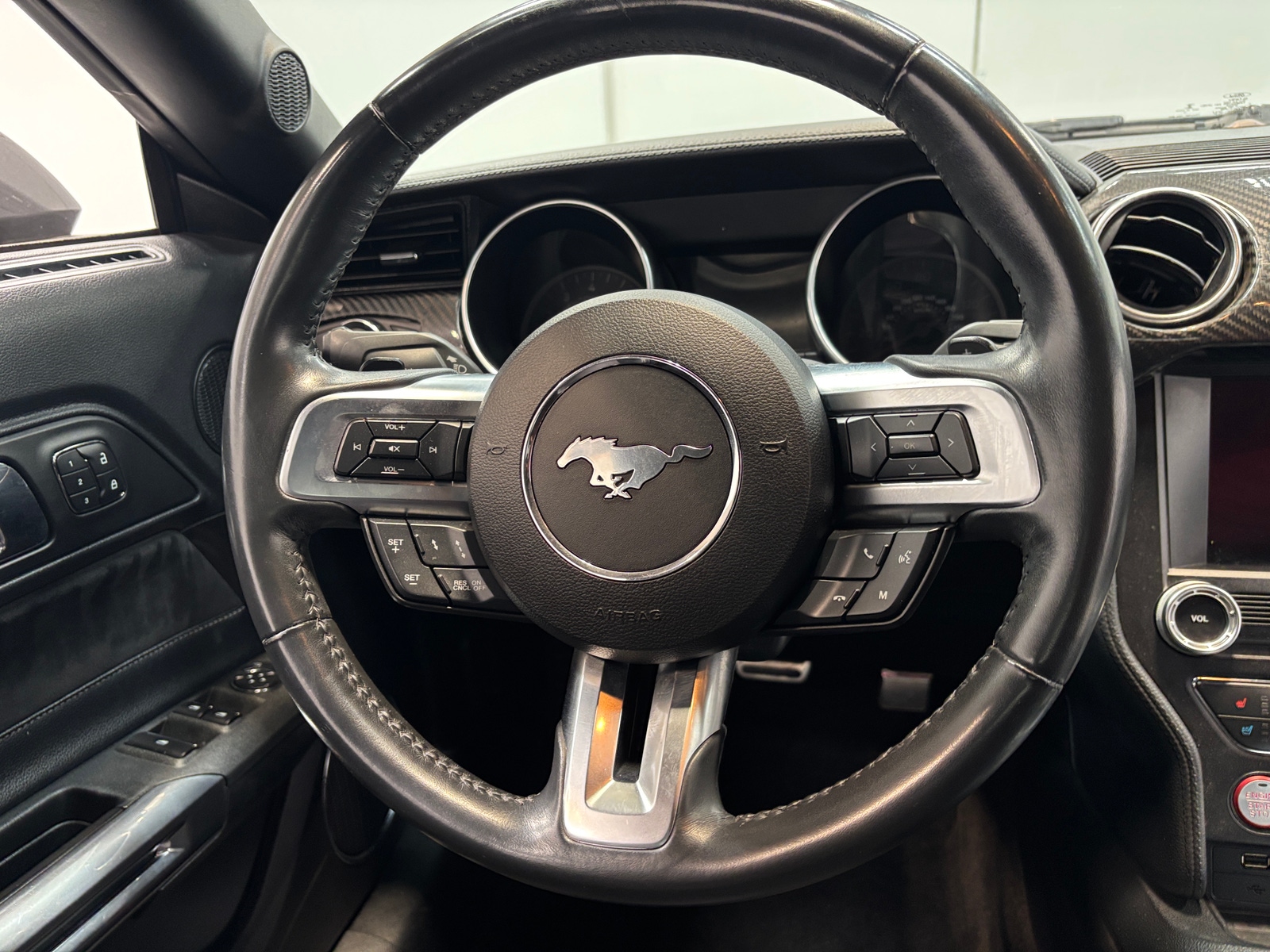 Thumbnail: 2018 Ford Mustang - 4
