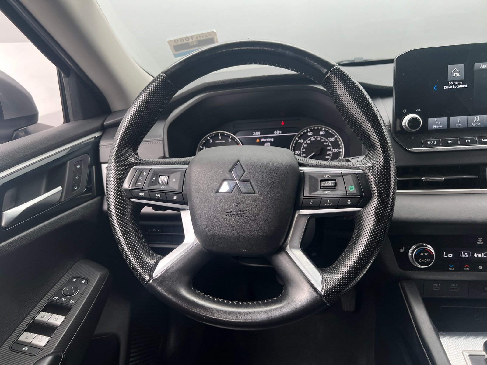 Thumbnail: 2022 Mitsubishi Outlander - 4