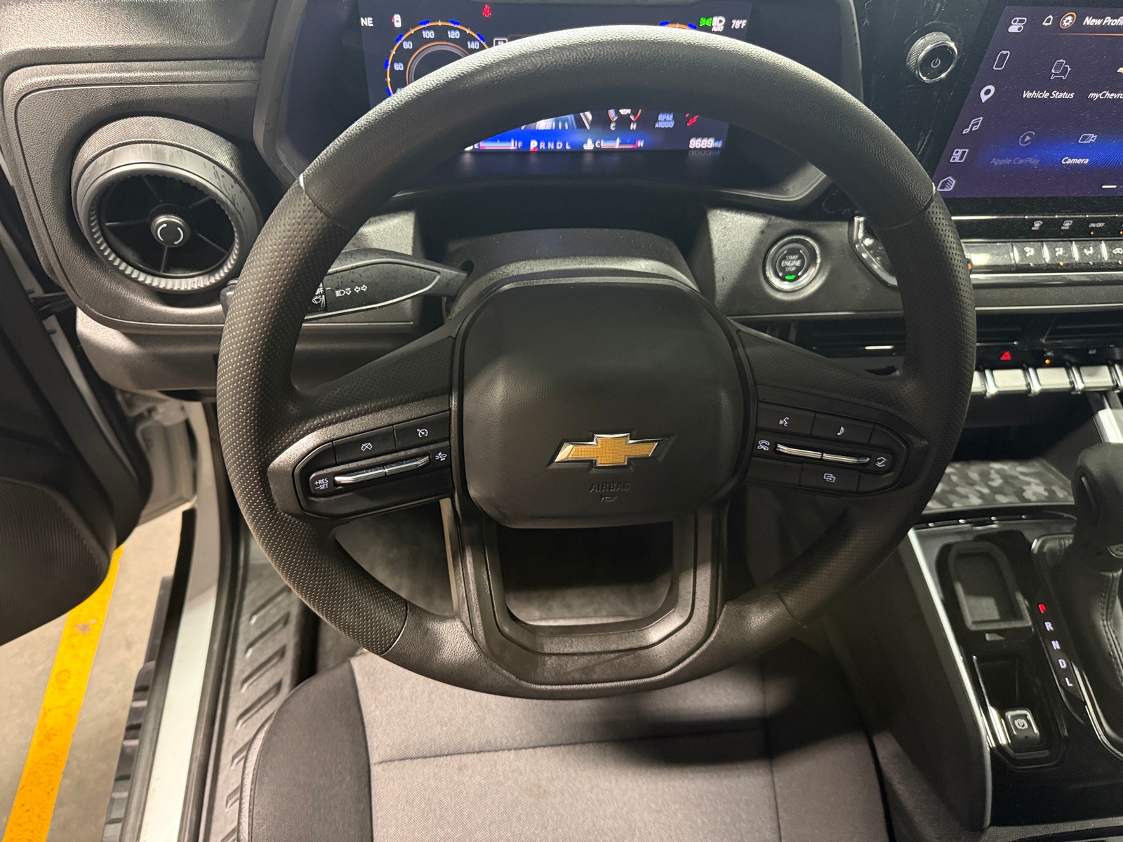 Thumbnail: 2025 Chevrolet Colorado - 5