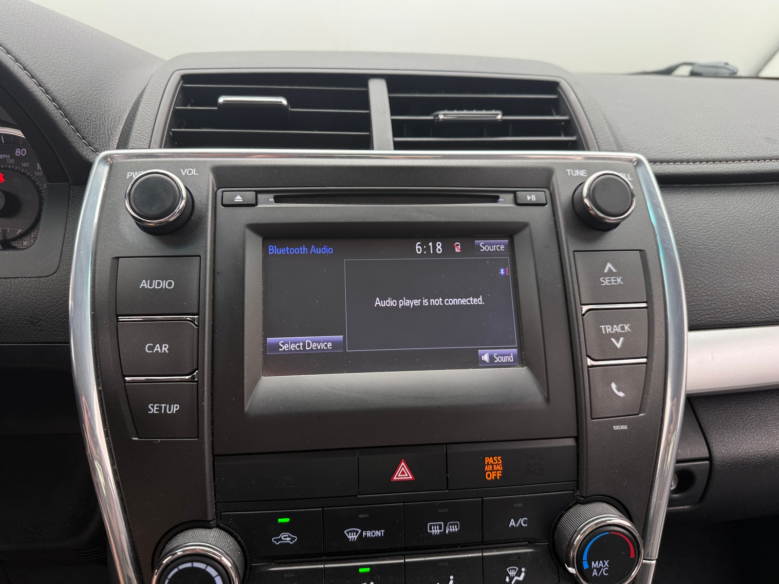 Thumbnail: 2015 Toyota Camry - 4