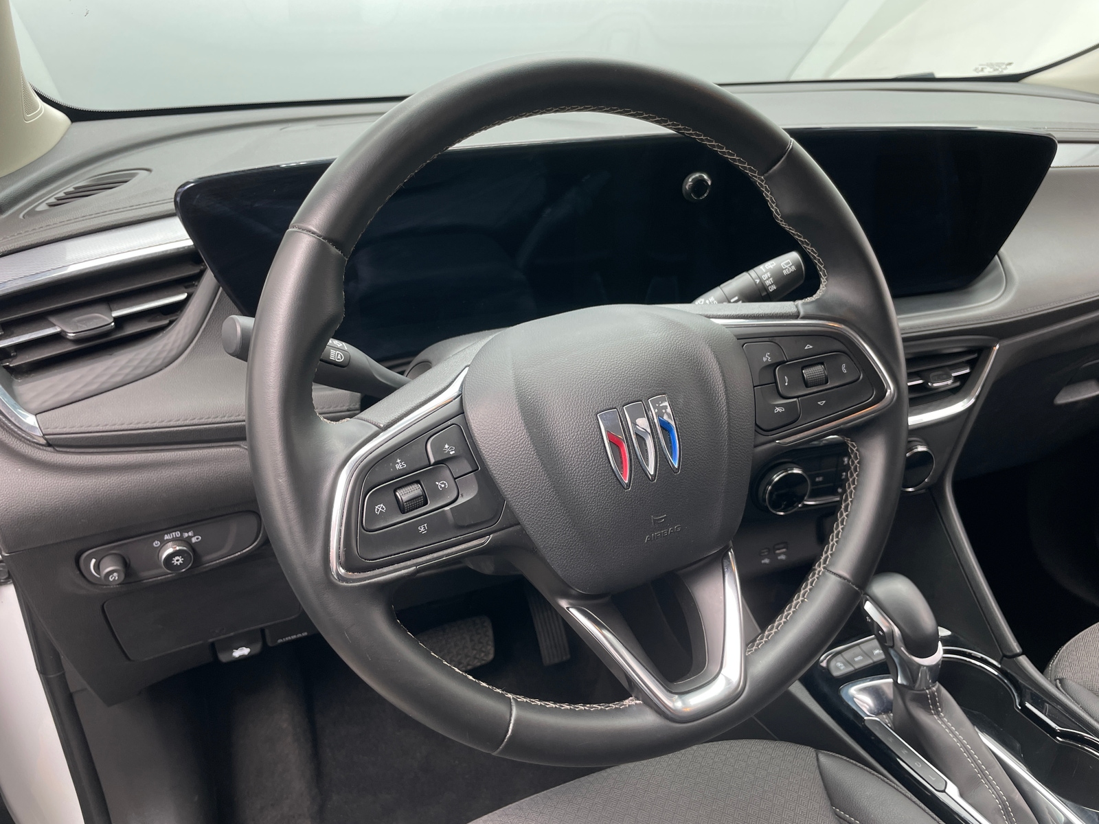 Thumbnail: 2025 Buick Encore GX - 5