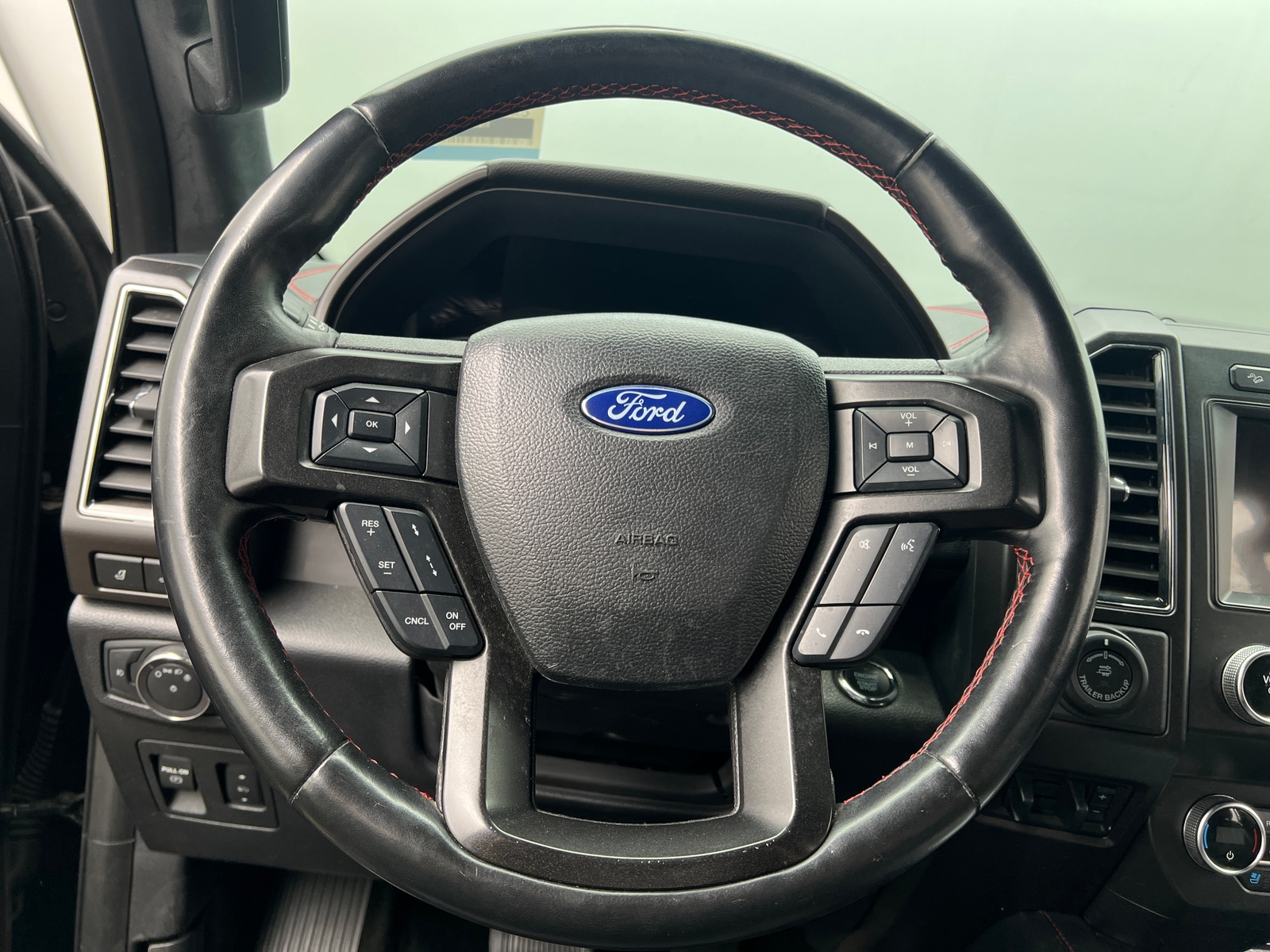 Thumbnail: 2019 Ford Expedition MAX - 4