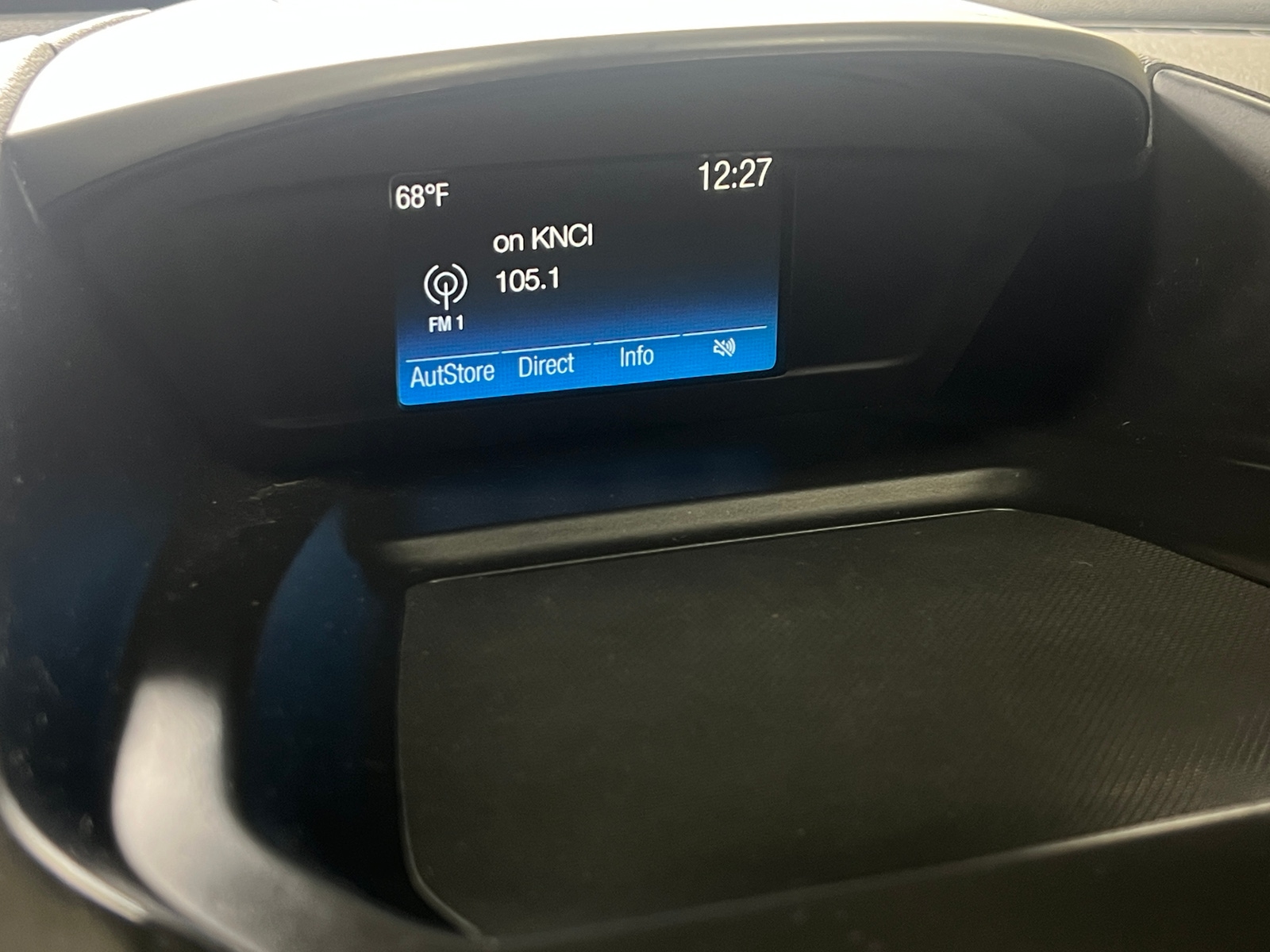 Thumbnail: 2019 Ford Escape - 4