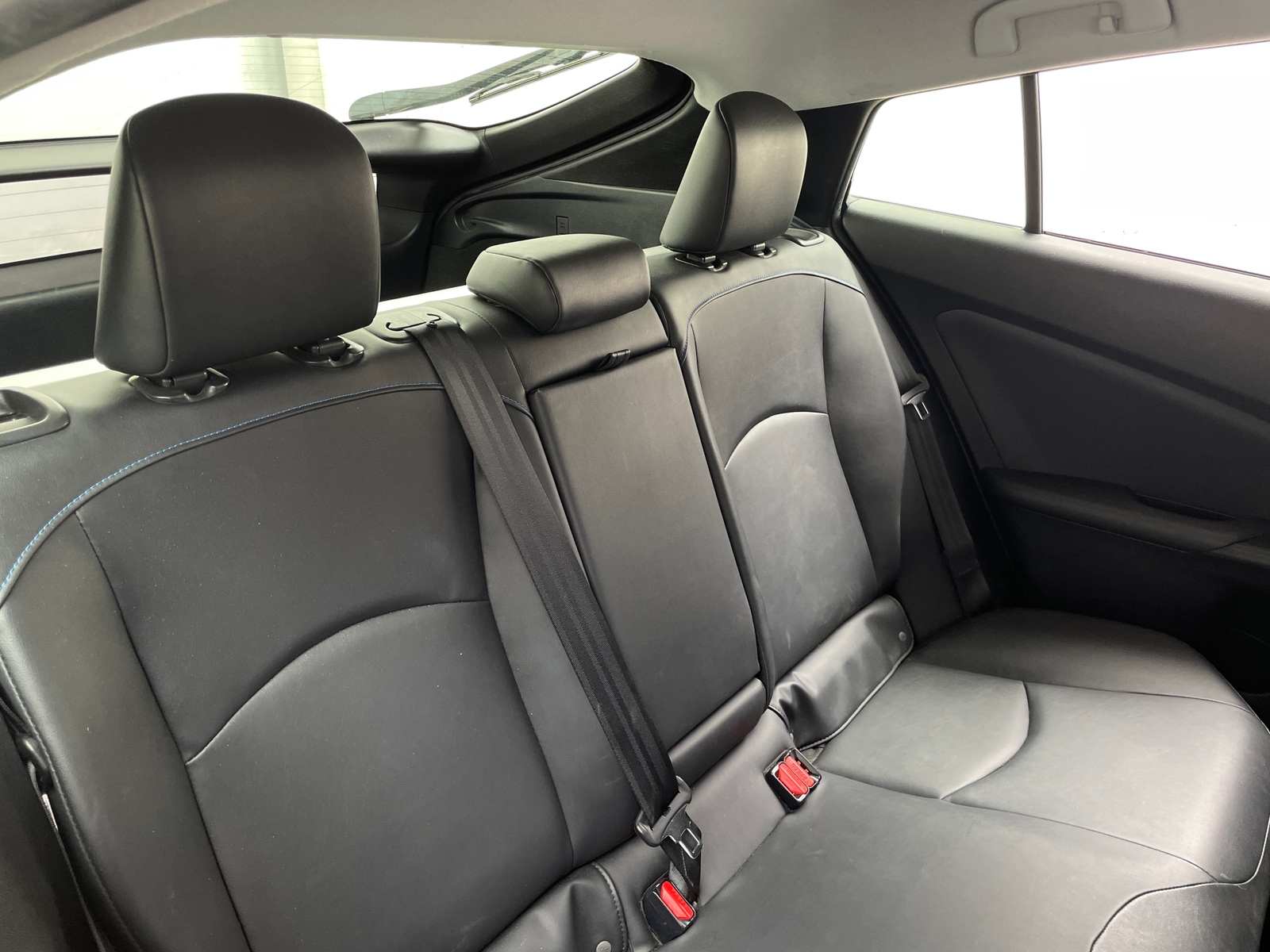 Thumbnail: 2018 Toyota Prius - 6