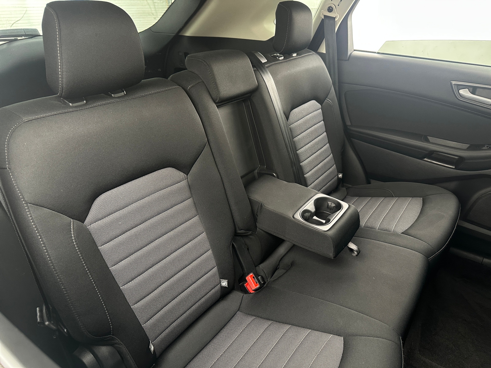 Thumbnail: 2018 Ford Edge - 6