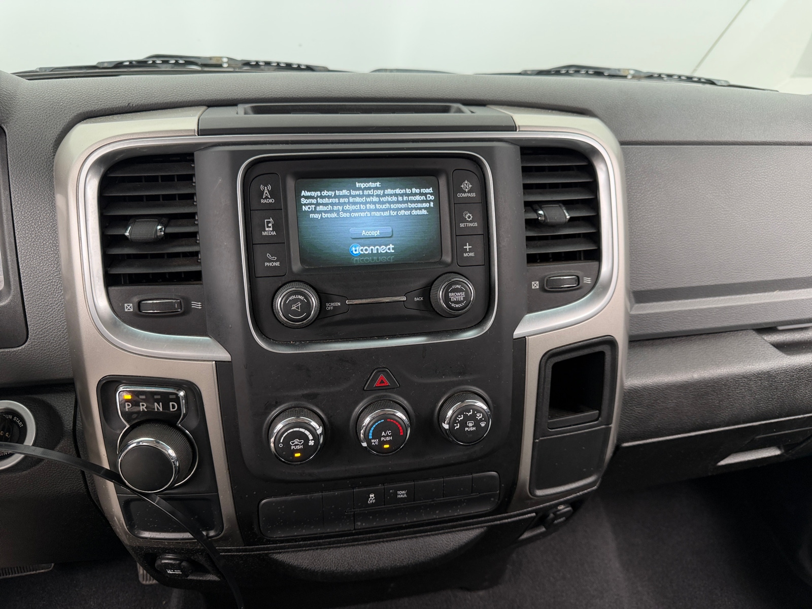 Thumbnail: 2019 RAM 1500 Classic - 4