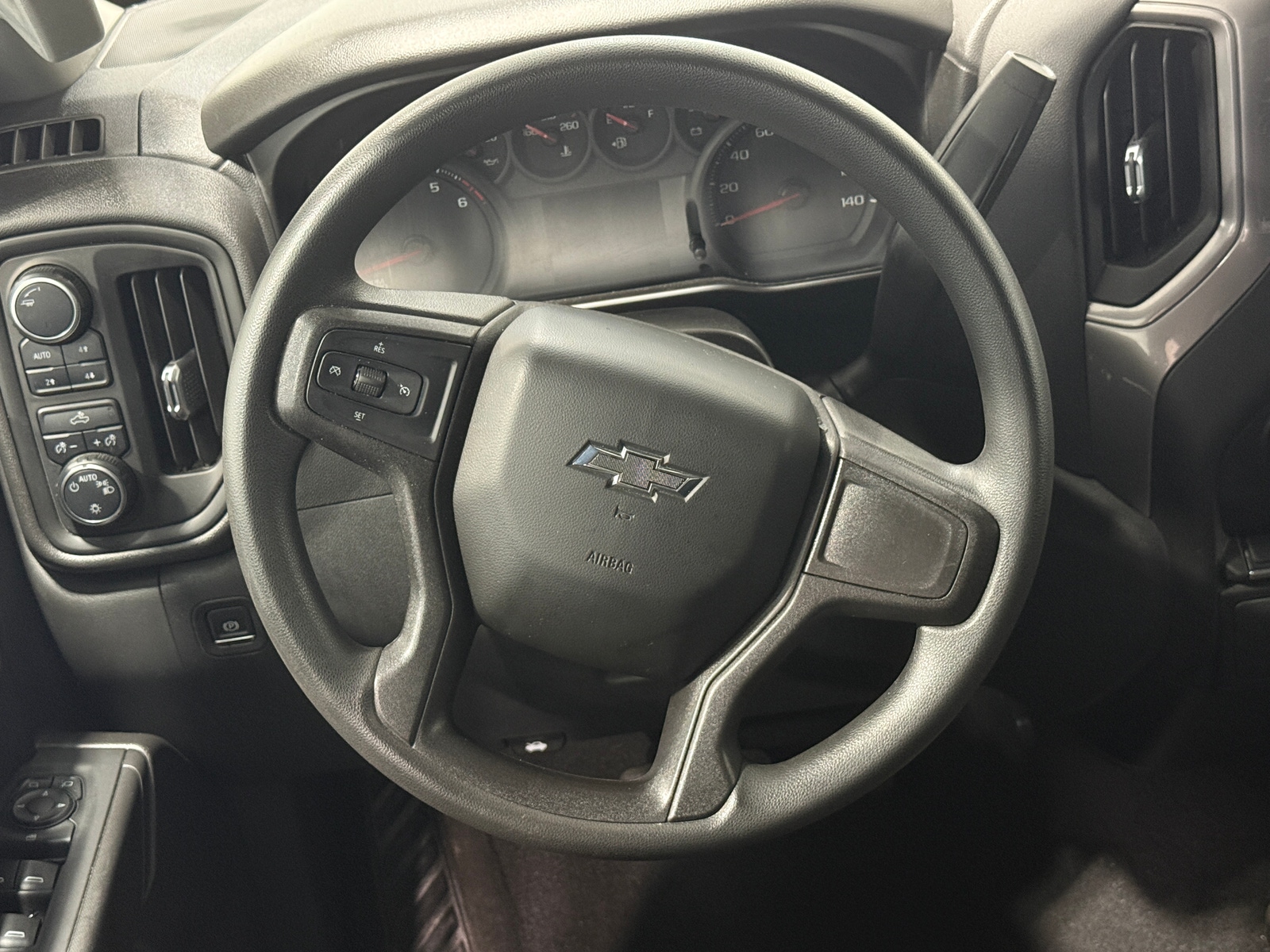 Thumbnail: 2020 Chevrolet Silverado 1500 - 5
