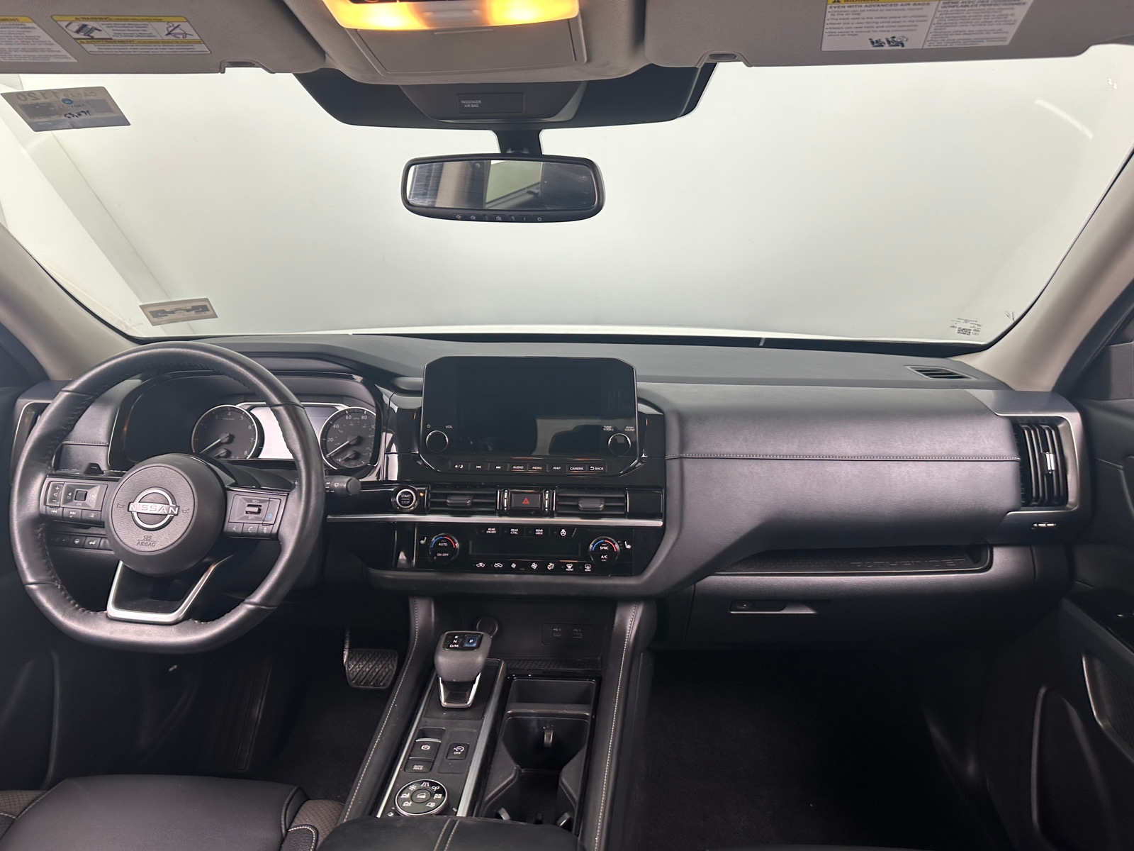 Thumbnail: 2022 Nissan Pathfinder - 2