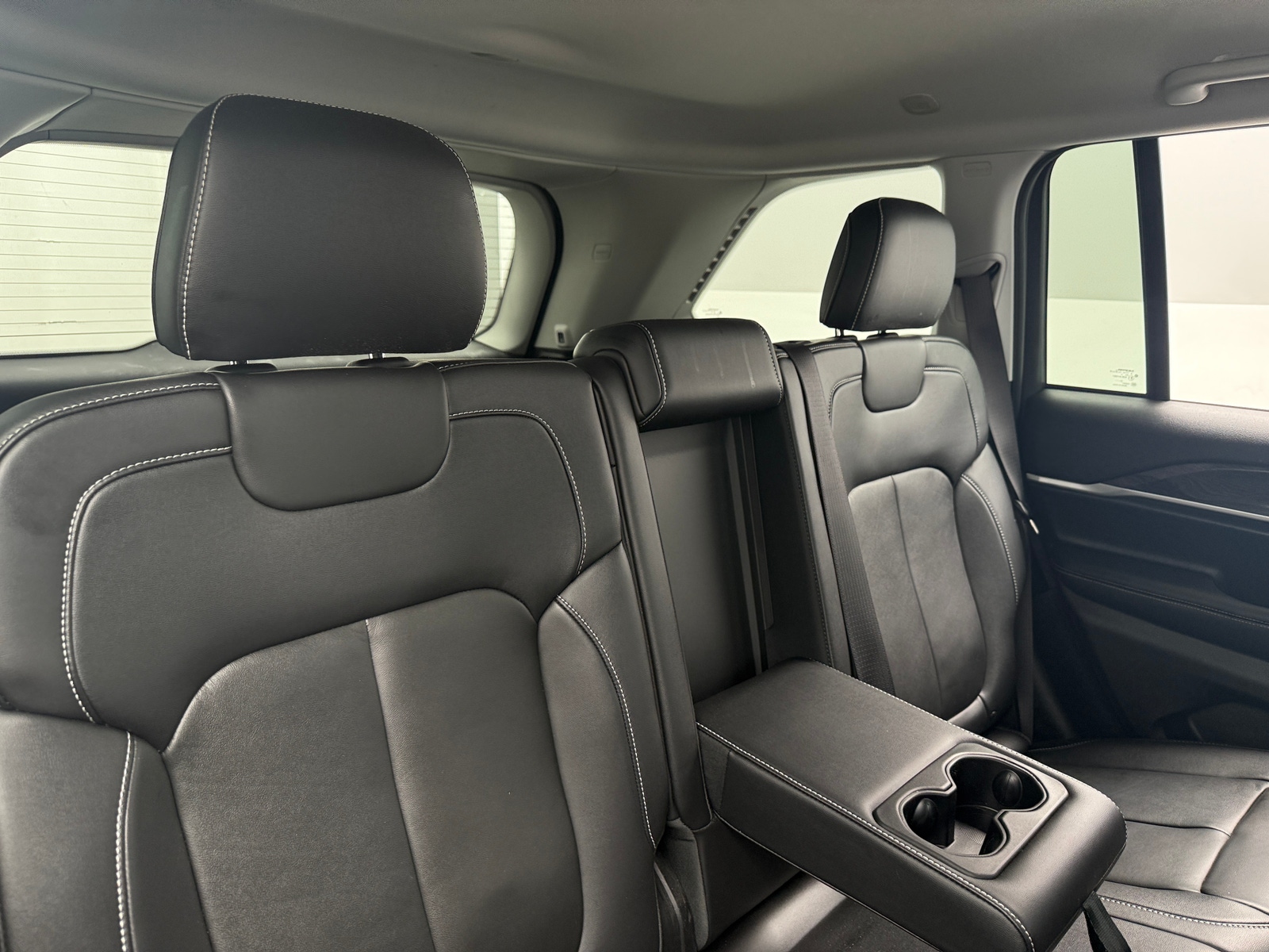 Thumbnail: 2022 Jeep Grand Cherokee - 5