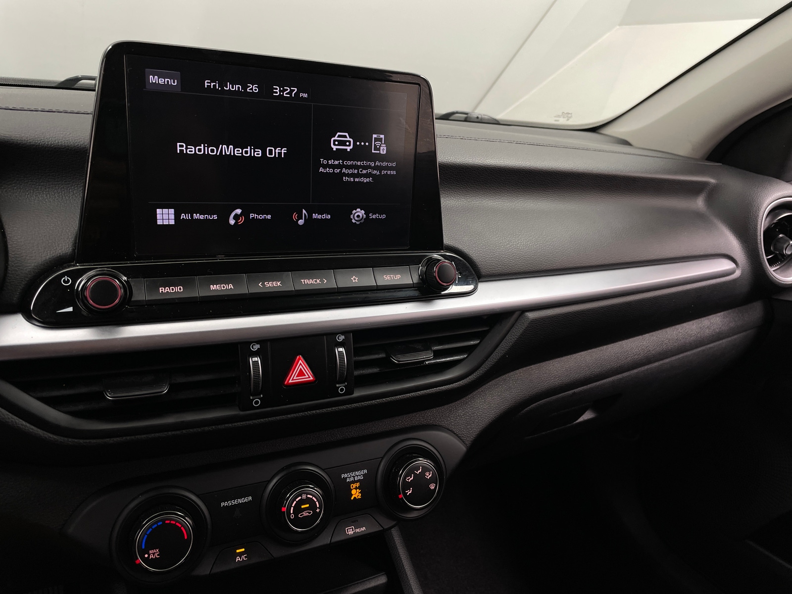 Thumbnail: 2022 Kia Forte - 4