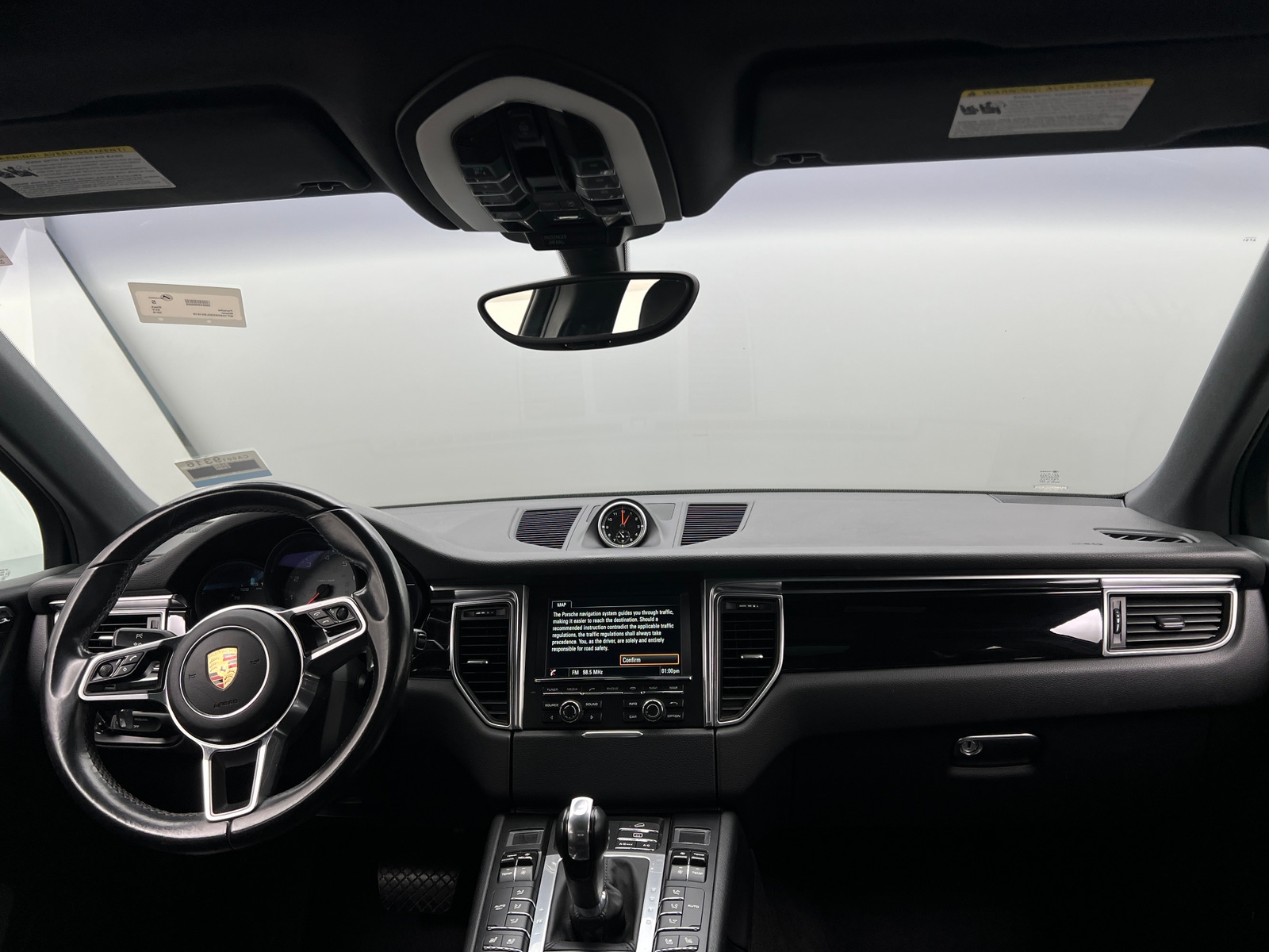 Thumbnail: 2016 Porsche Macan - 2