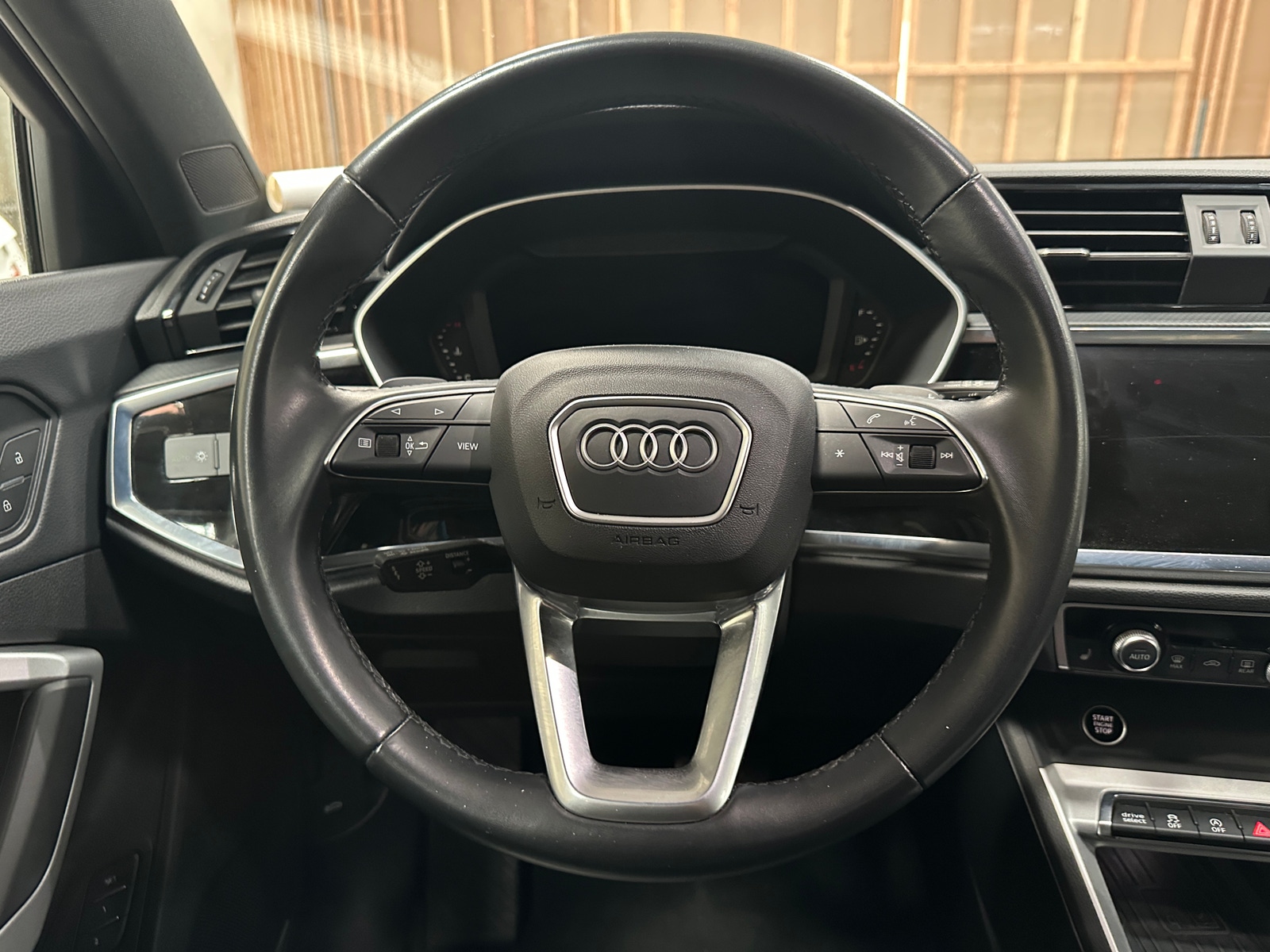 Thumbnail: 2024 Audi Q3 - 4