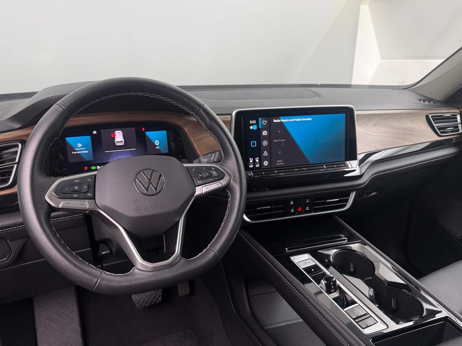 Thumbnail: 2025 Volkswagen Atlas - 2