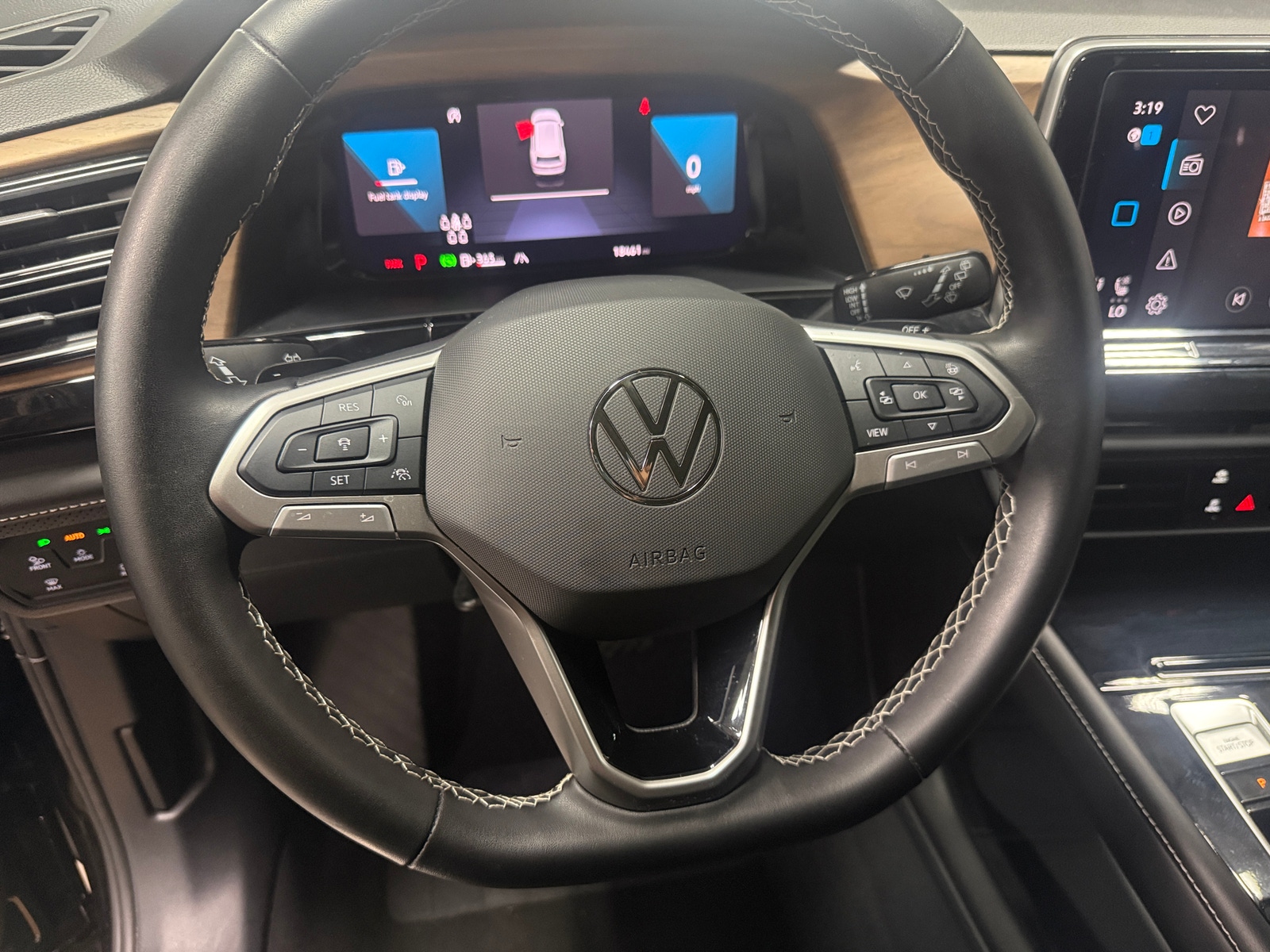 Thumbnail: 2025 Volkswagen Atlas - 4
