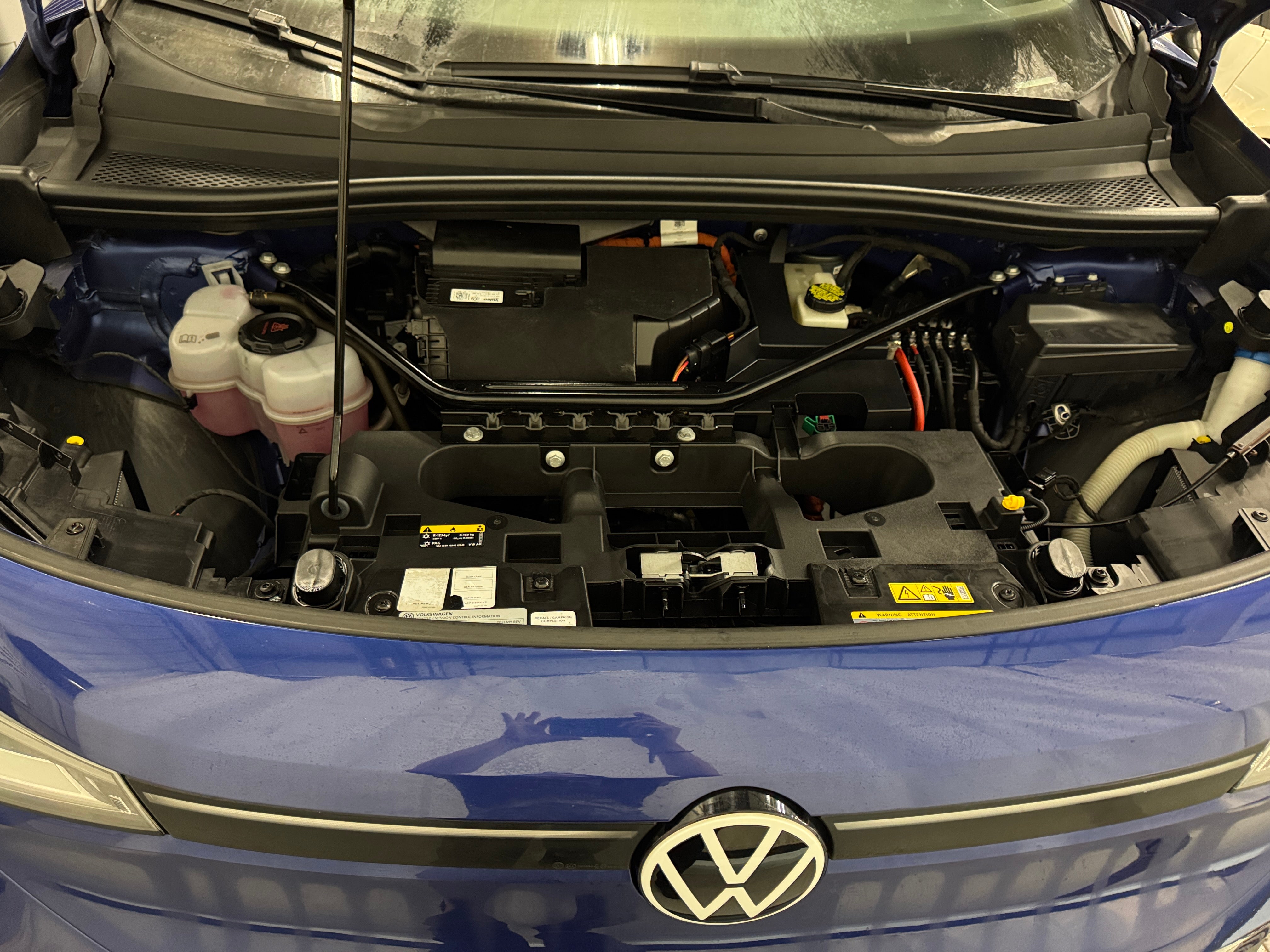 Used 2021 Volkswagen ID.4 1st Edition with VIN WVGDMPE20MP008990 for sale in Auburn, WA