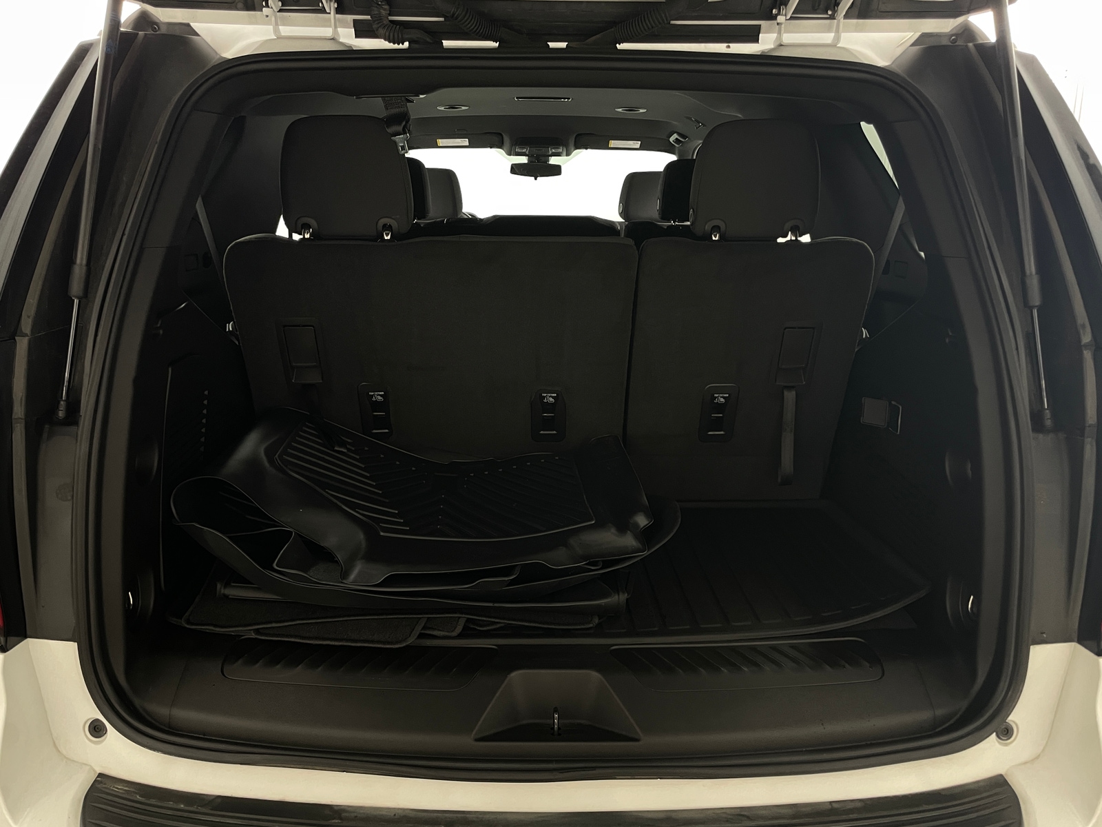 Thumbnail: 2022 Chevrolet Tahoe - 7