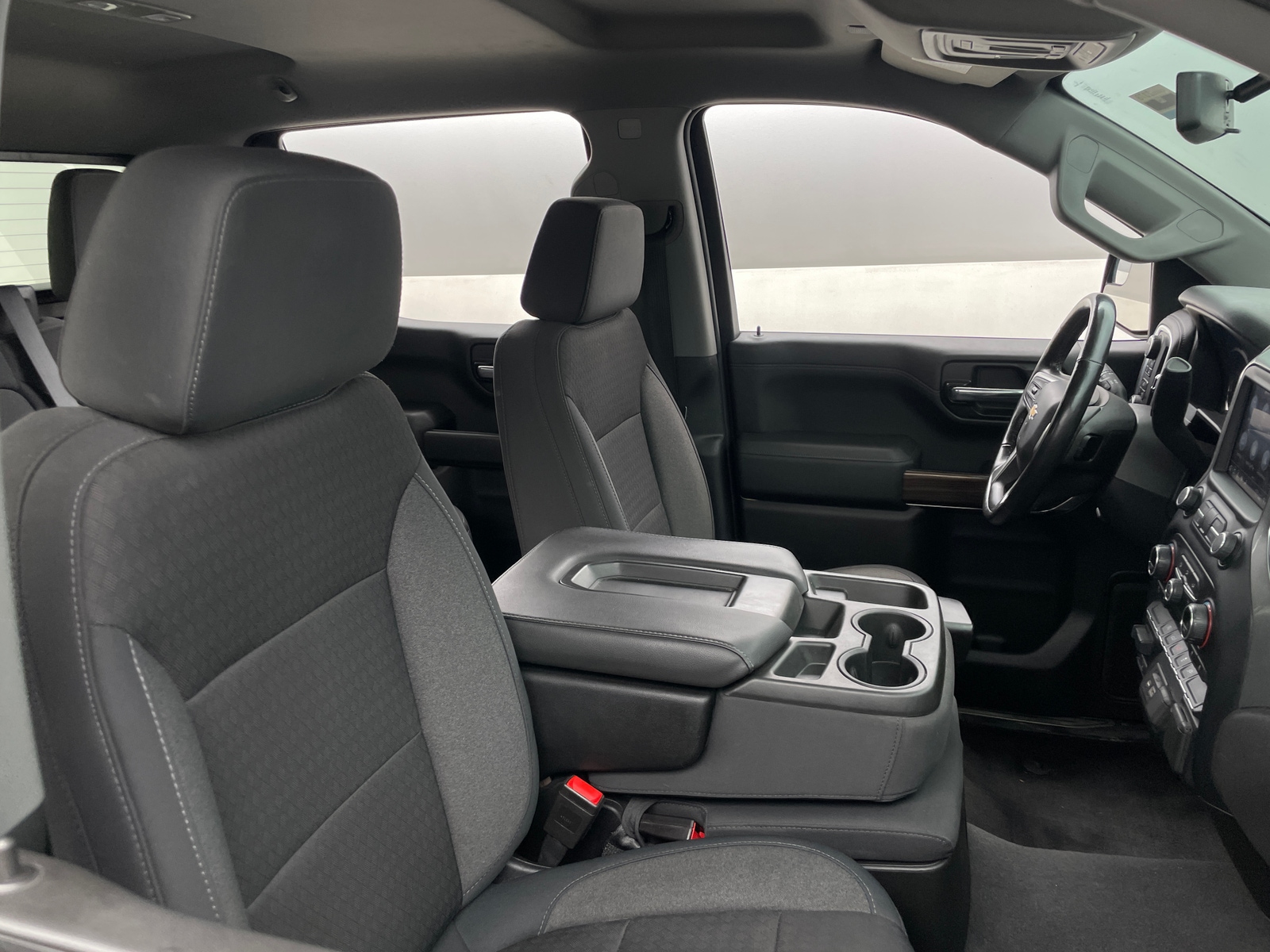 Thumbnail: 2020 Chevrolet Silverado 1500 - 2