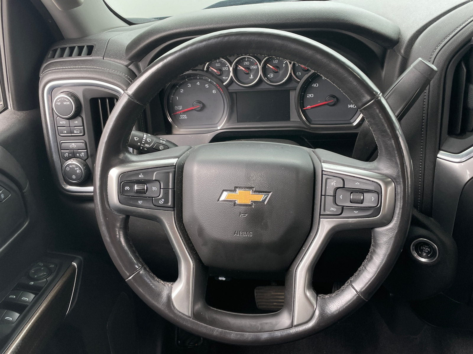 Thumbnail: 2020 Chevrolet Silverado 1500 - 5