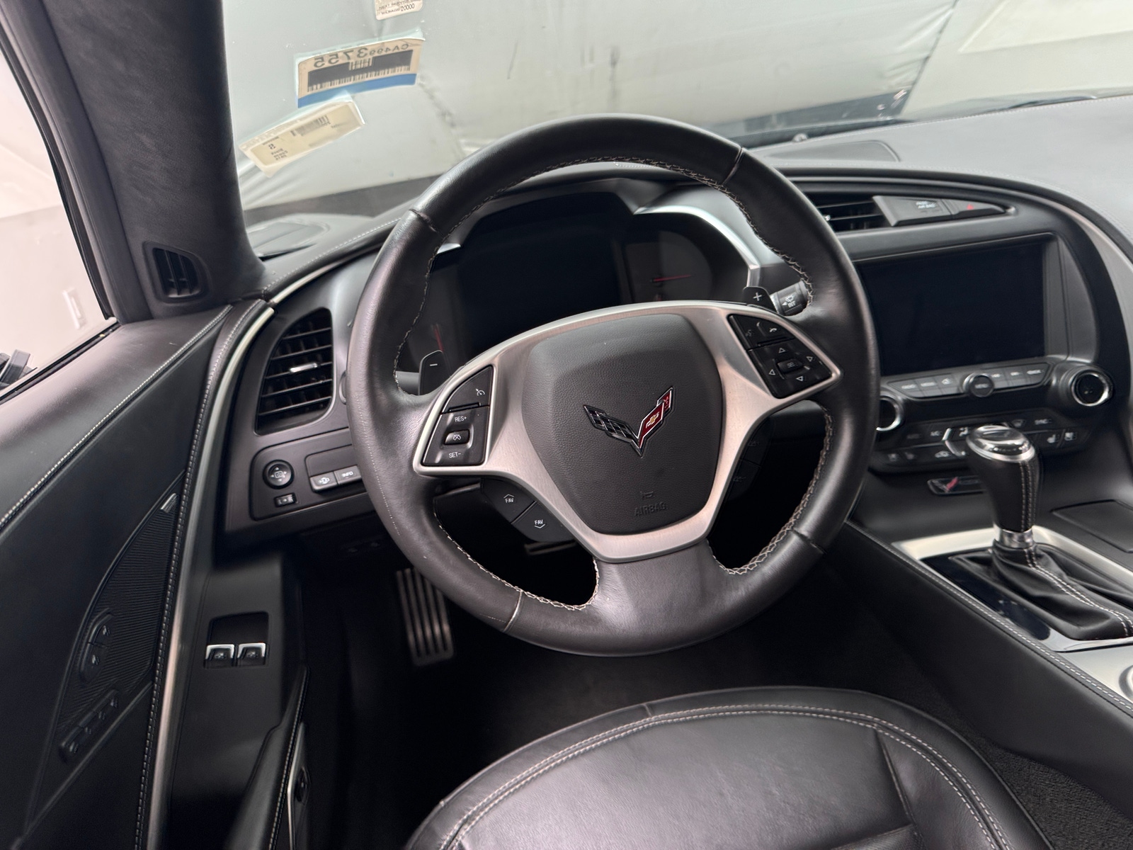 Thumbnail: 2015 Chevrolet Corvette - 3