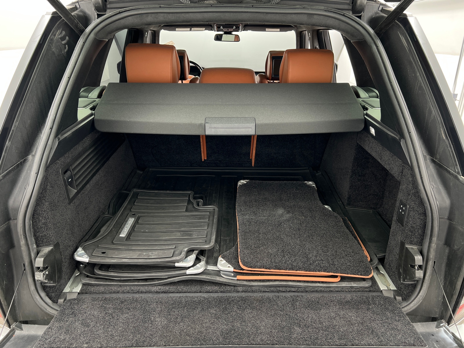 Thumbnail: 2016 Land Rover Range Rover - 6