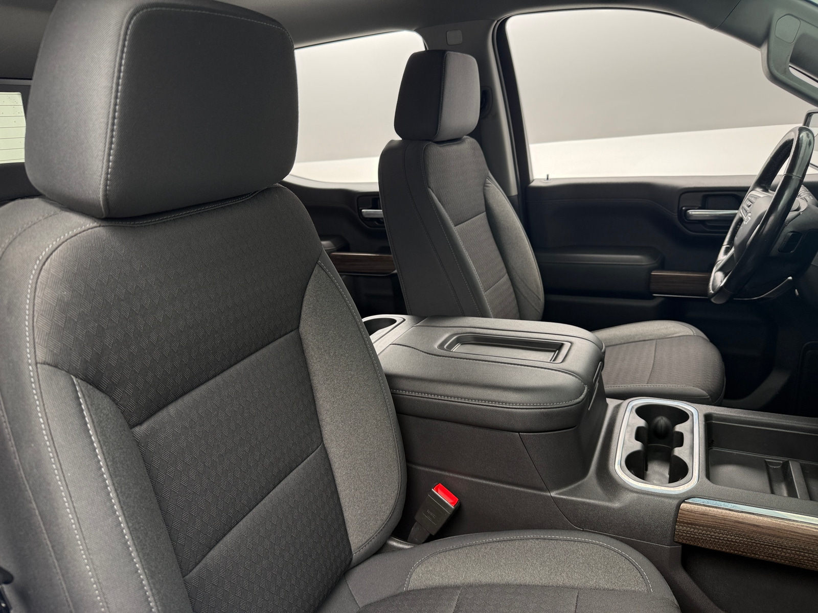 Thumbnail: 2020 Chevrolet Silverado 1500 - 2