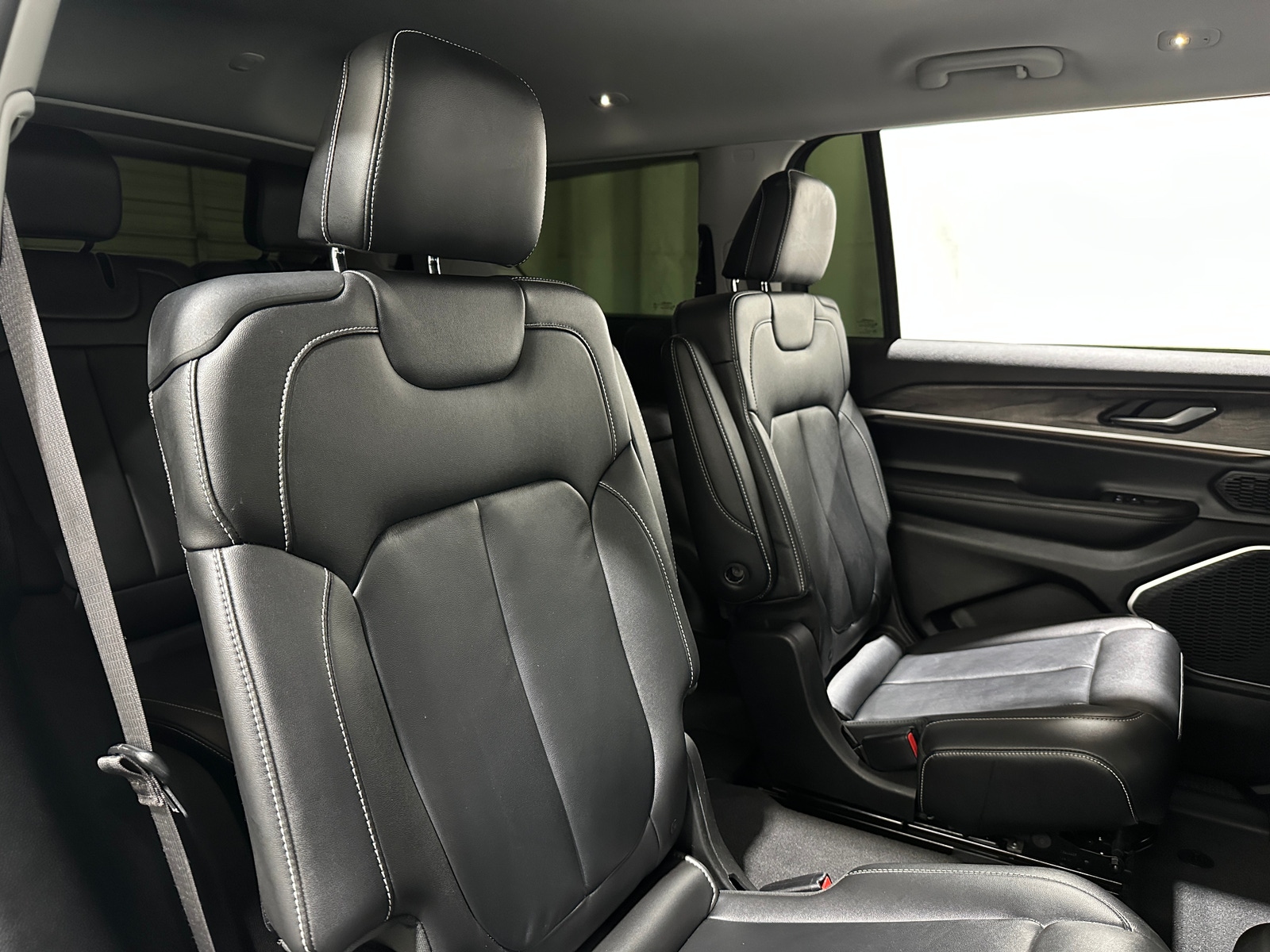 Thumbnail: 2021 Jeep Grand Cherokee L - 5