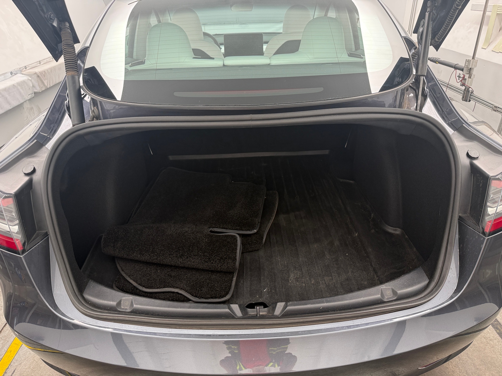 Thumbnail: 2023 Tesla Model 3 - 6