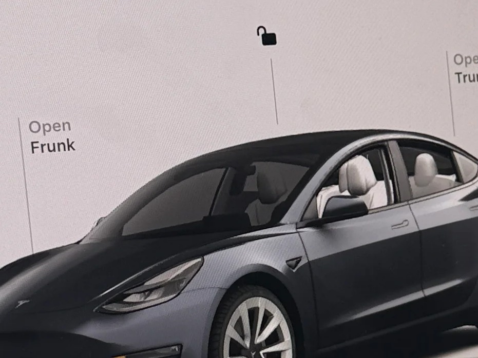 Thumbnail: 2023 Tesla Model 3 - 3