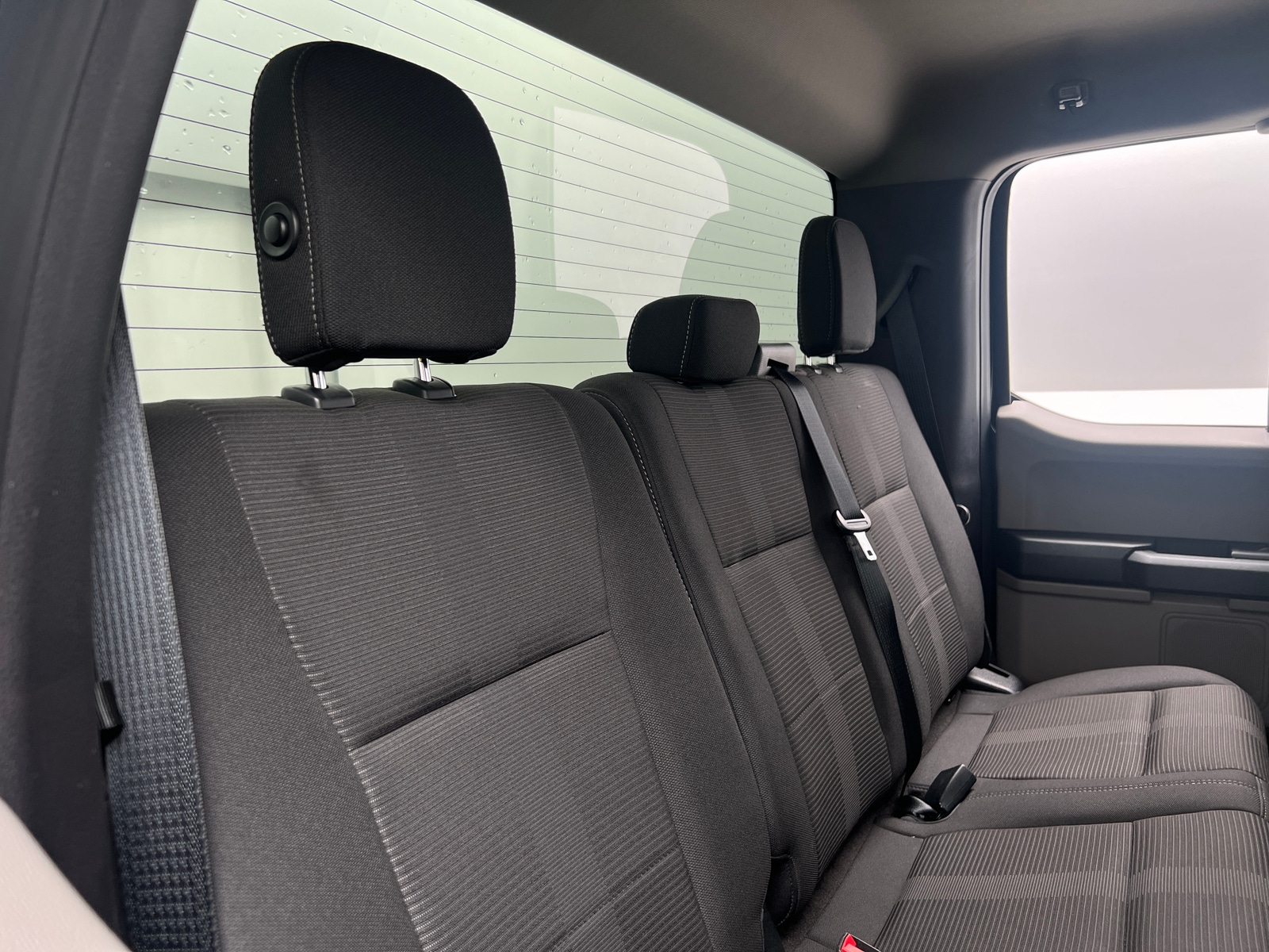 Thumbnail: 2018 Ford Econoline - 6