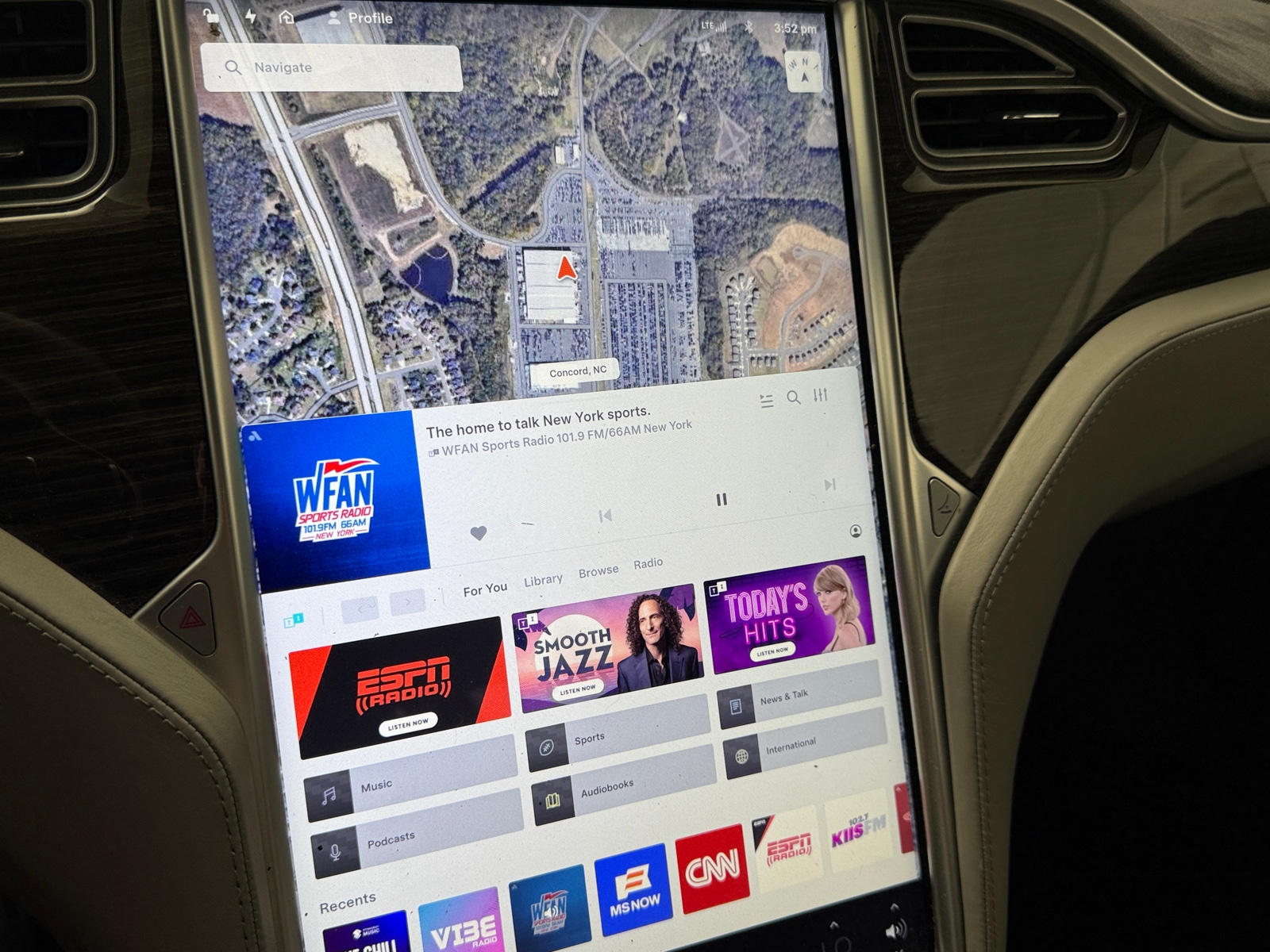 Thumbnail: 2016 Tesla Model S - 3
