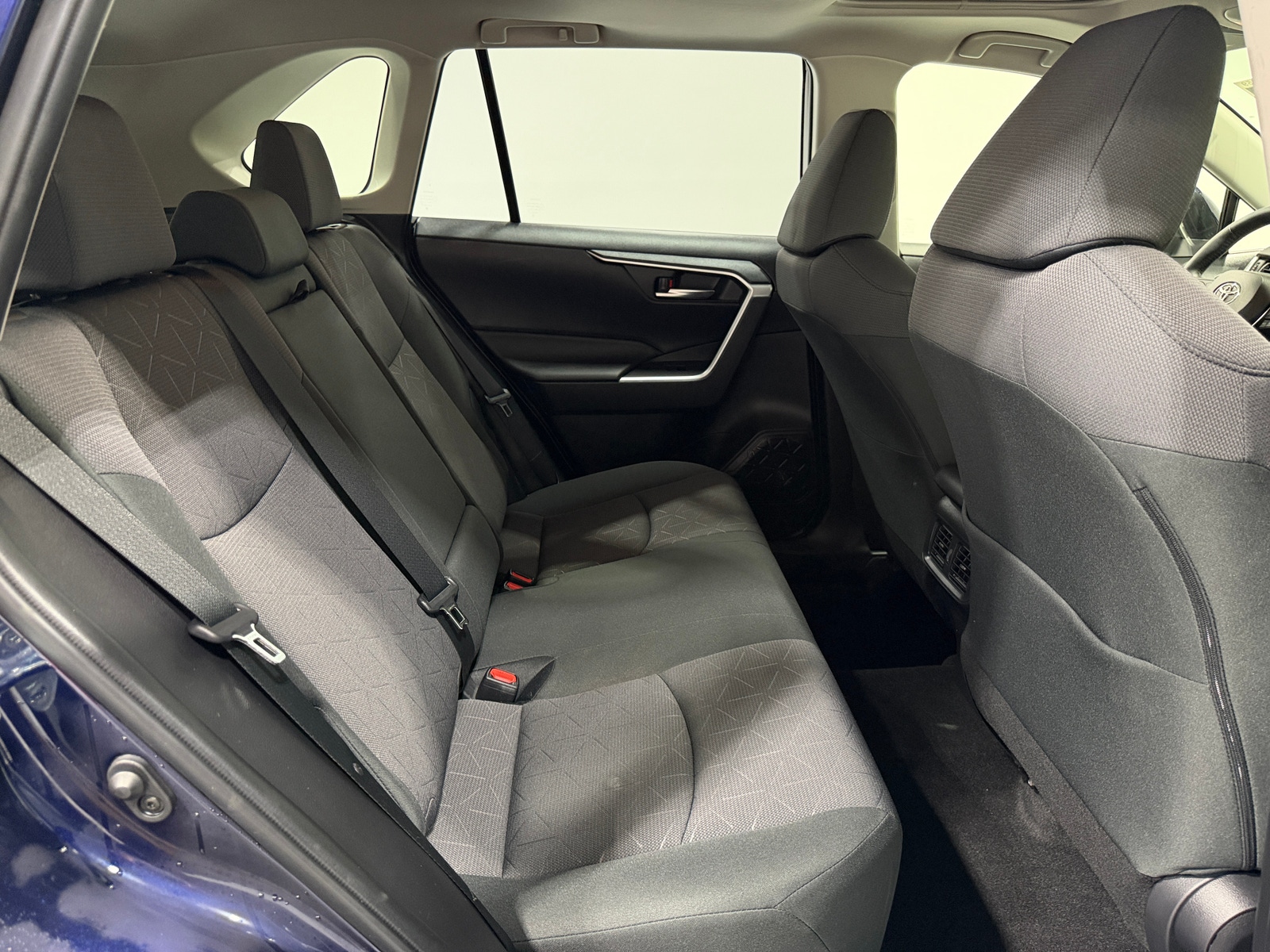 Thumbnail: 2019 Toyota RAV4 - 6