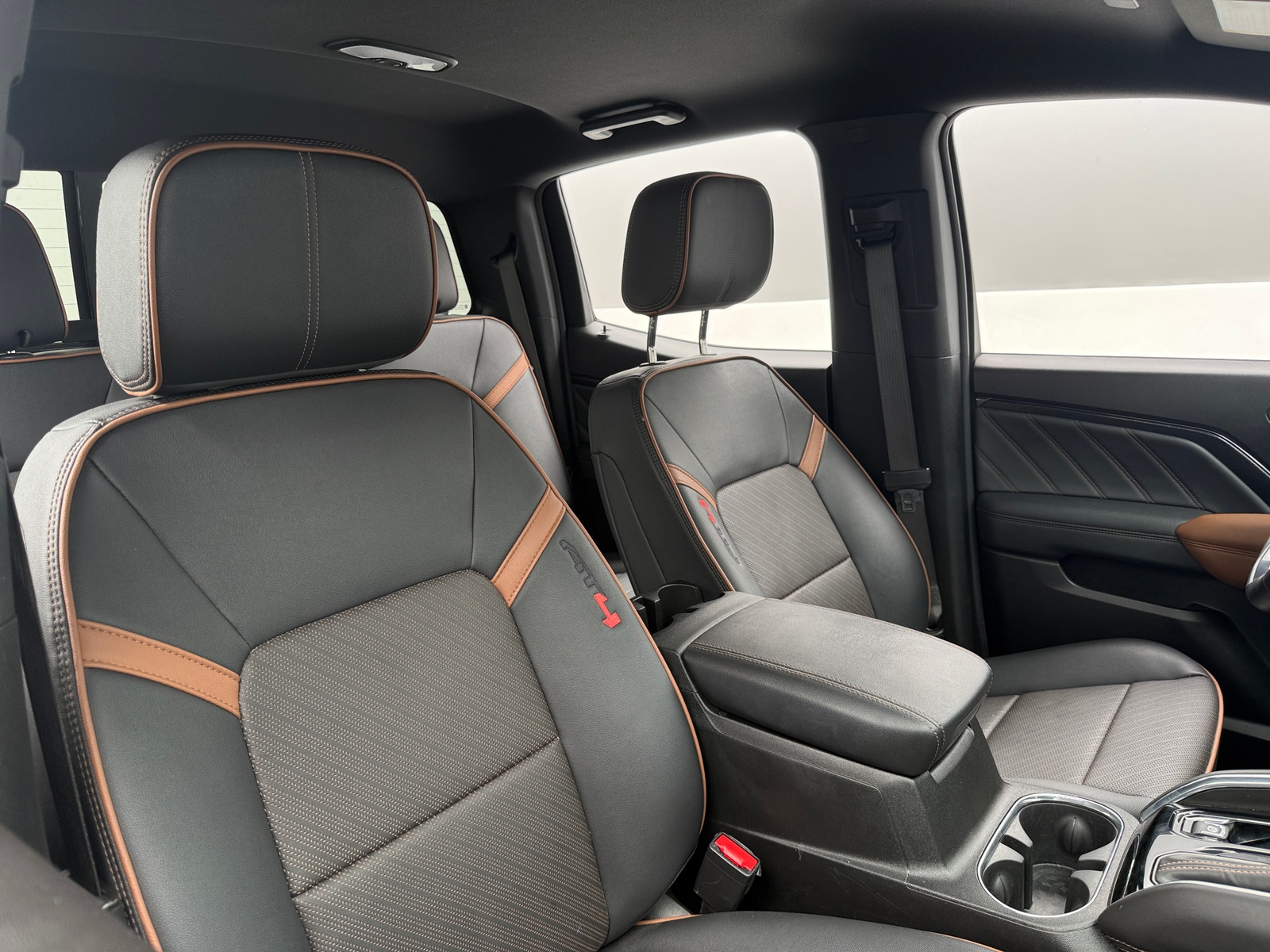 Thumbnail: 2024 GMC Canyon - 2