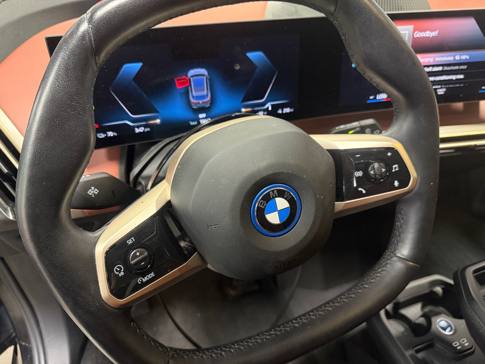Thumbnail: 2023 BMW iX - 4