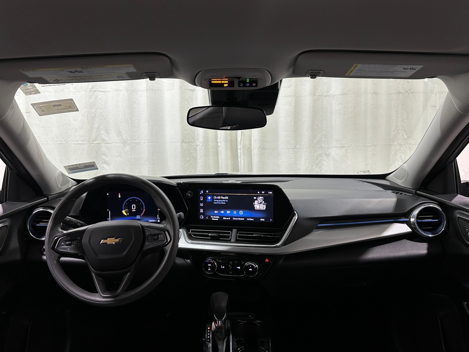 Thumbnail: 2025 Chevrolet Trax - 3