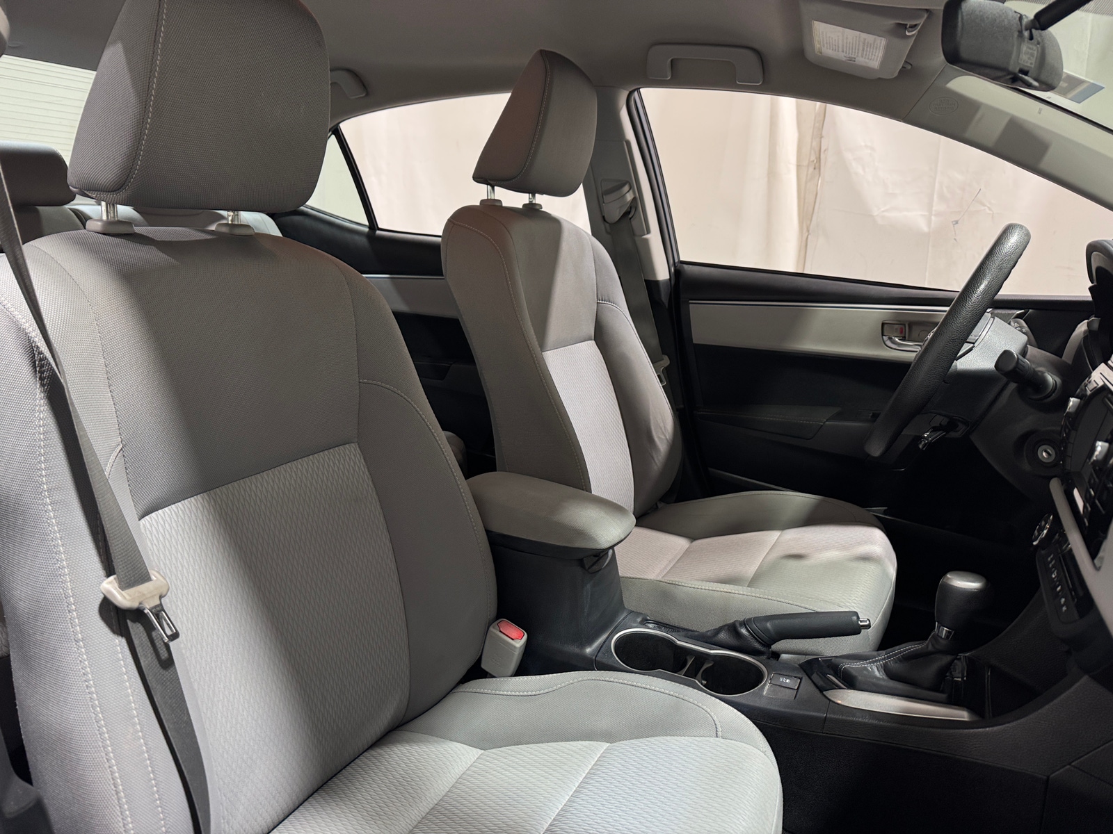 Thumbnail: 2015 Toyota Corolla - 2
