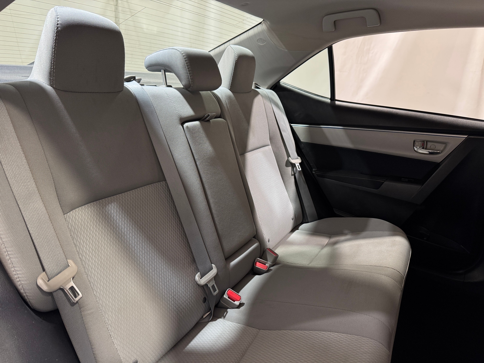 Thumbnail: 2015 Toyota Corolla - 6